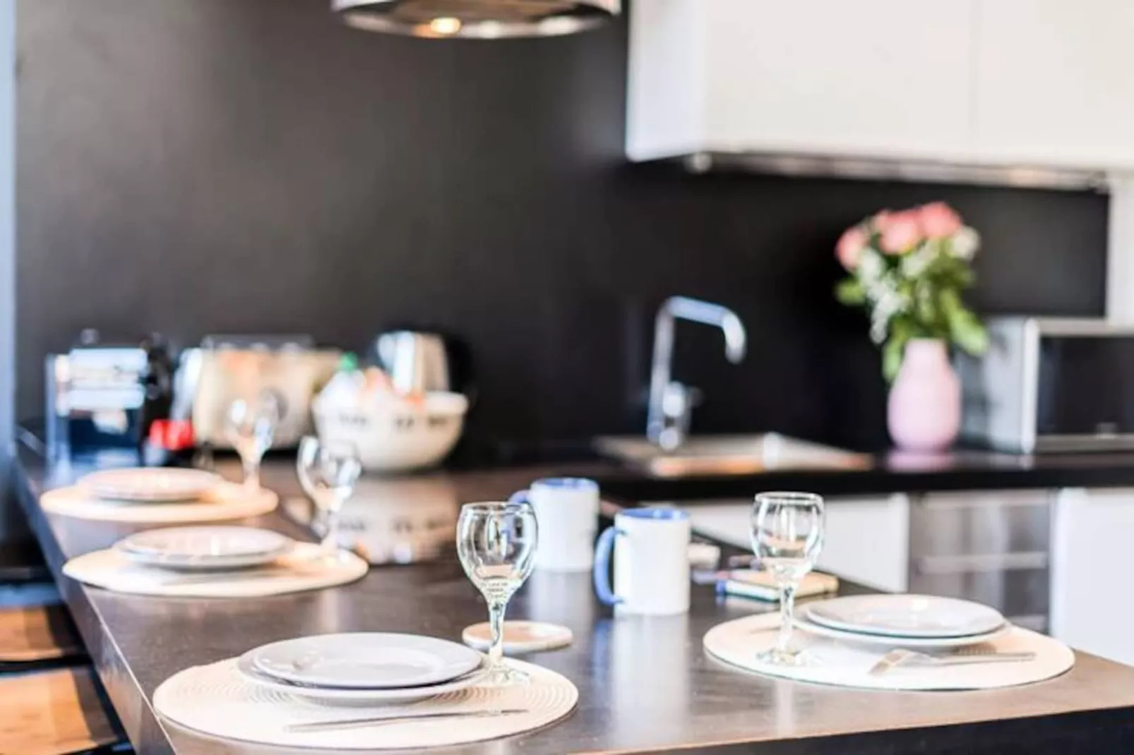 3 Pcs Design - R&eacute;nov&eacute; Cannes Ctre Croisette Emplacement N&deg;1 Olam Properties-Image-tags.