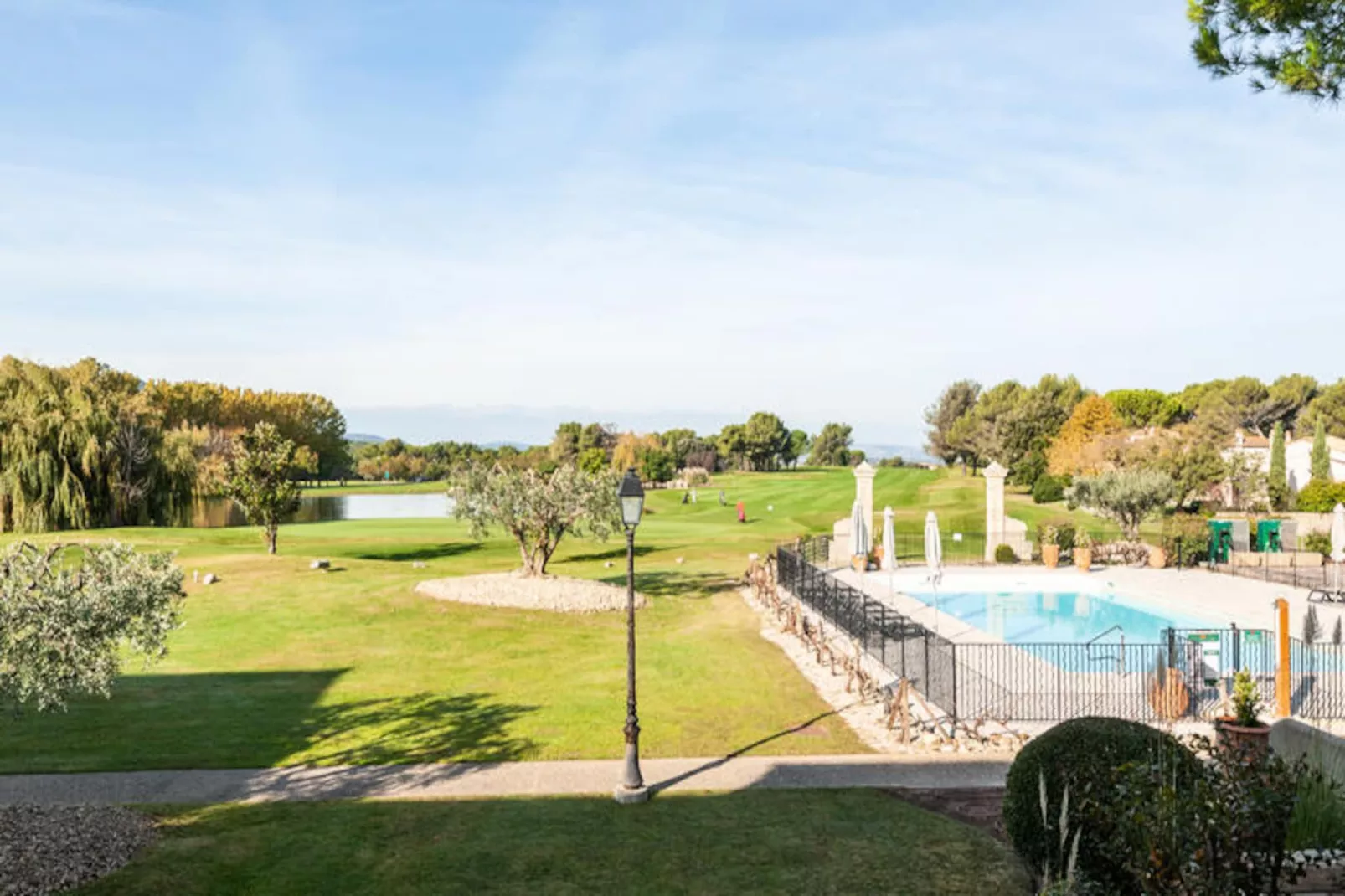 Résidence Hôtel du Golf de Pont Royal - maeva Home-Image-tags.