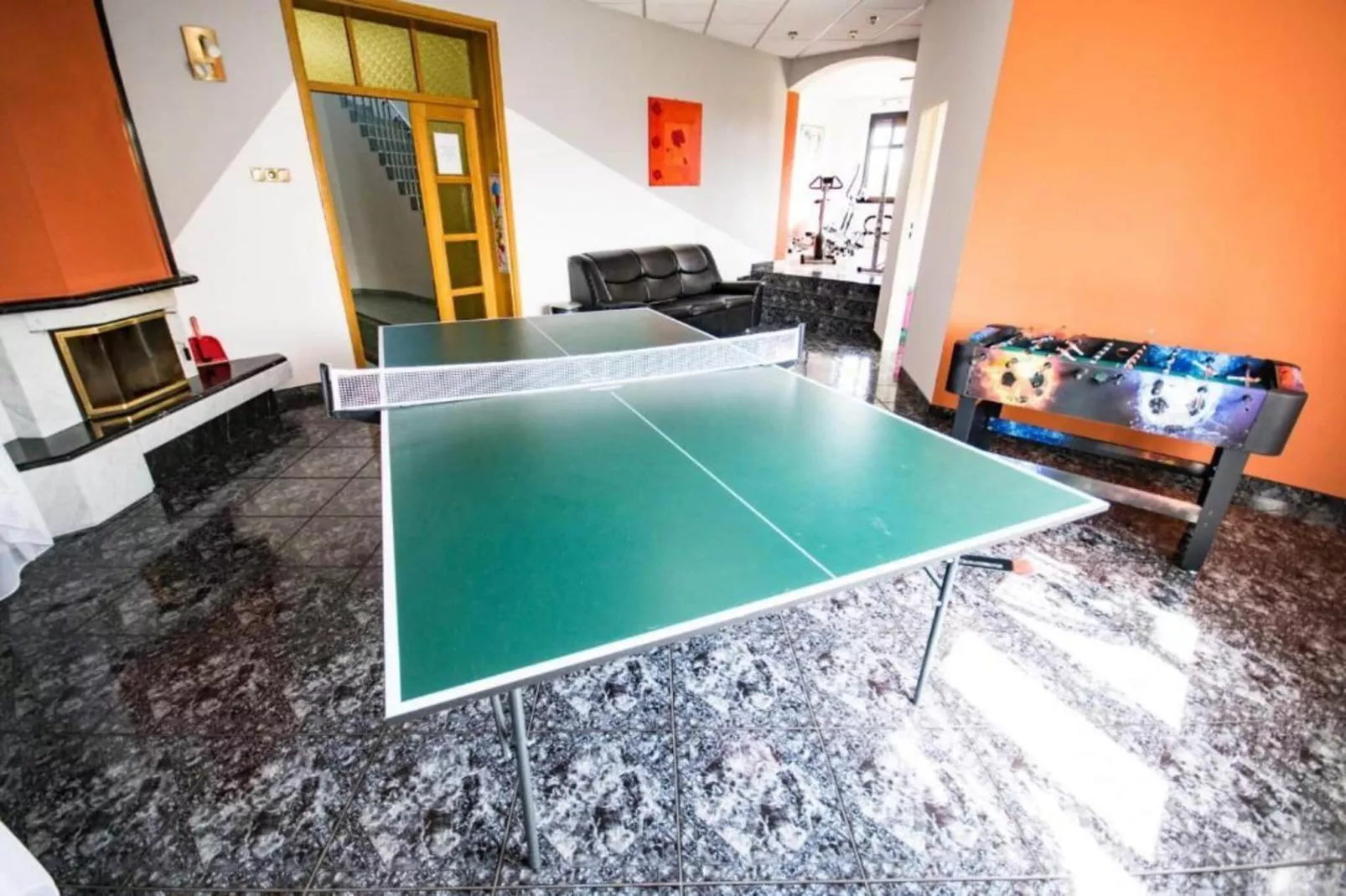 Willa wakacyjna dla 16 osób Brenna-Recreatieruimte