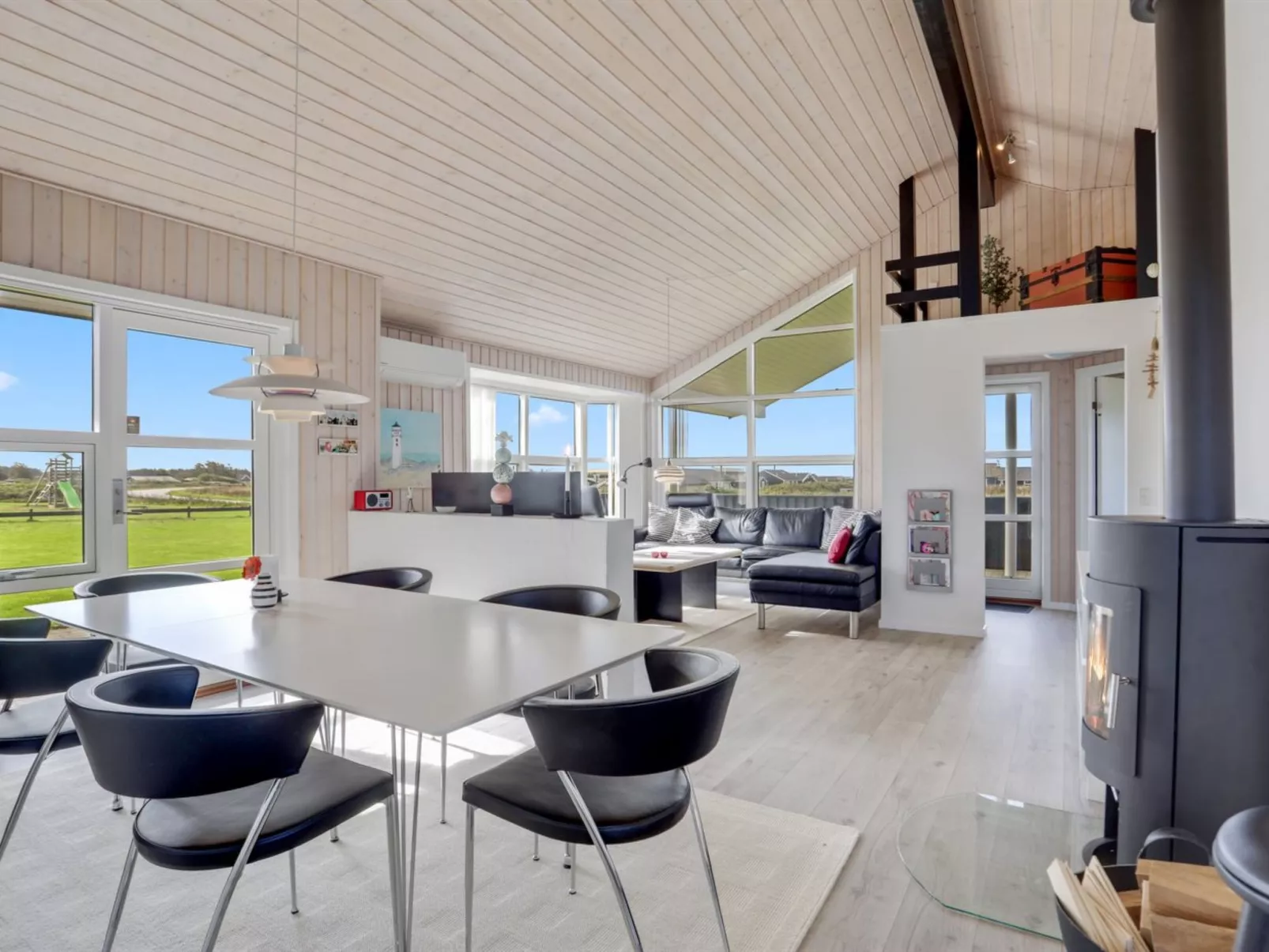 "Anthea" - 450m from the sea-Binnen