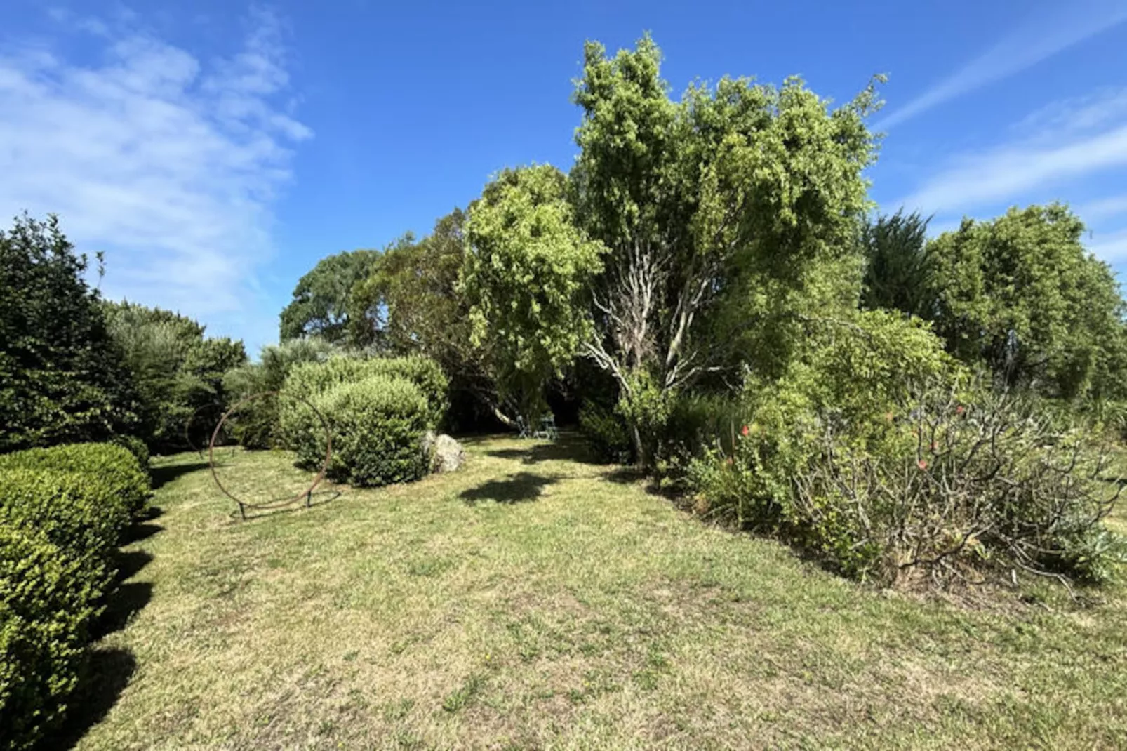Maison à Plougrescant-Image-tags.