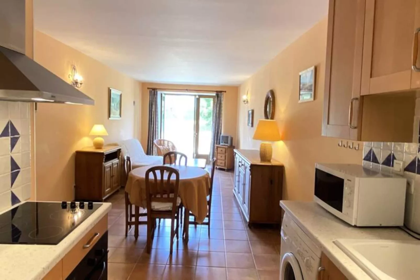 04b2 : Beau Studio Dans Un Mas Proven&ccedil;al - Piscine-Image-tags.