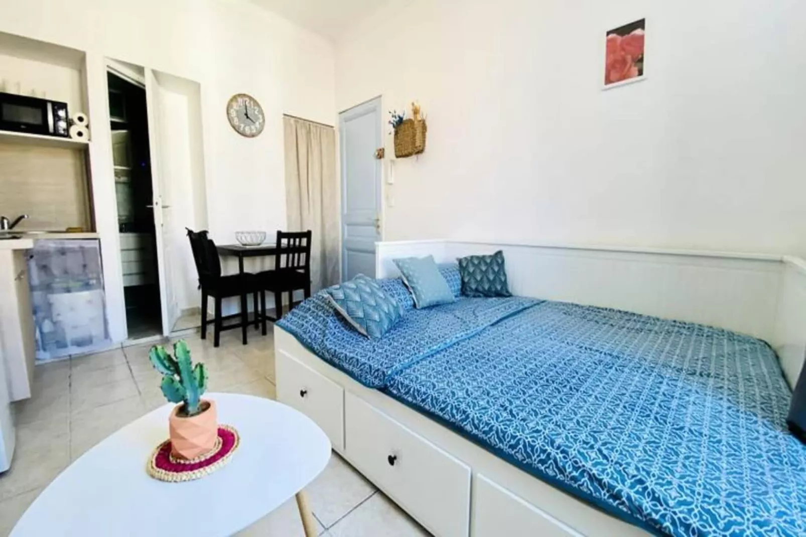 Résidence Charmant Studio Cannes Centre Id&eacute;al Congr&egrave;s Et Vacances ❤live In Gazagnair❤-Slaapkamer