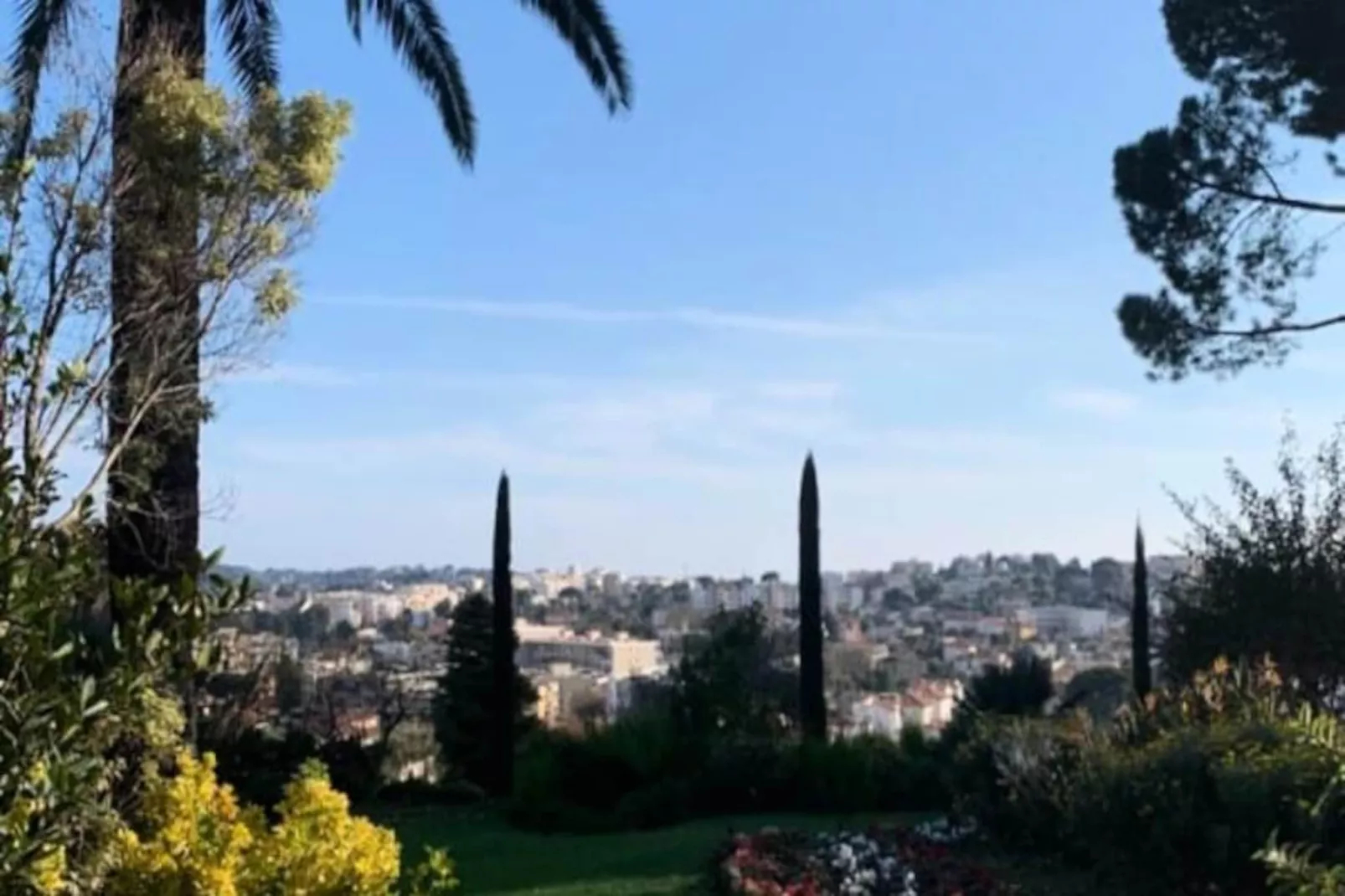 Résidence Bnb Renting 3 Pi&egrave;ces Avec Une Vue &agrave; Couper Le Souffle &agrave; Antibes !-Image-tags.