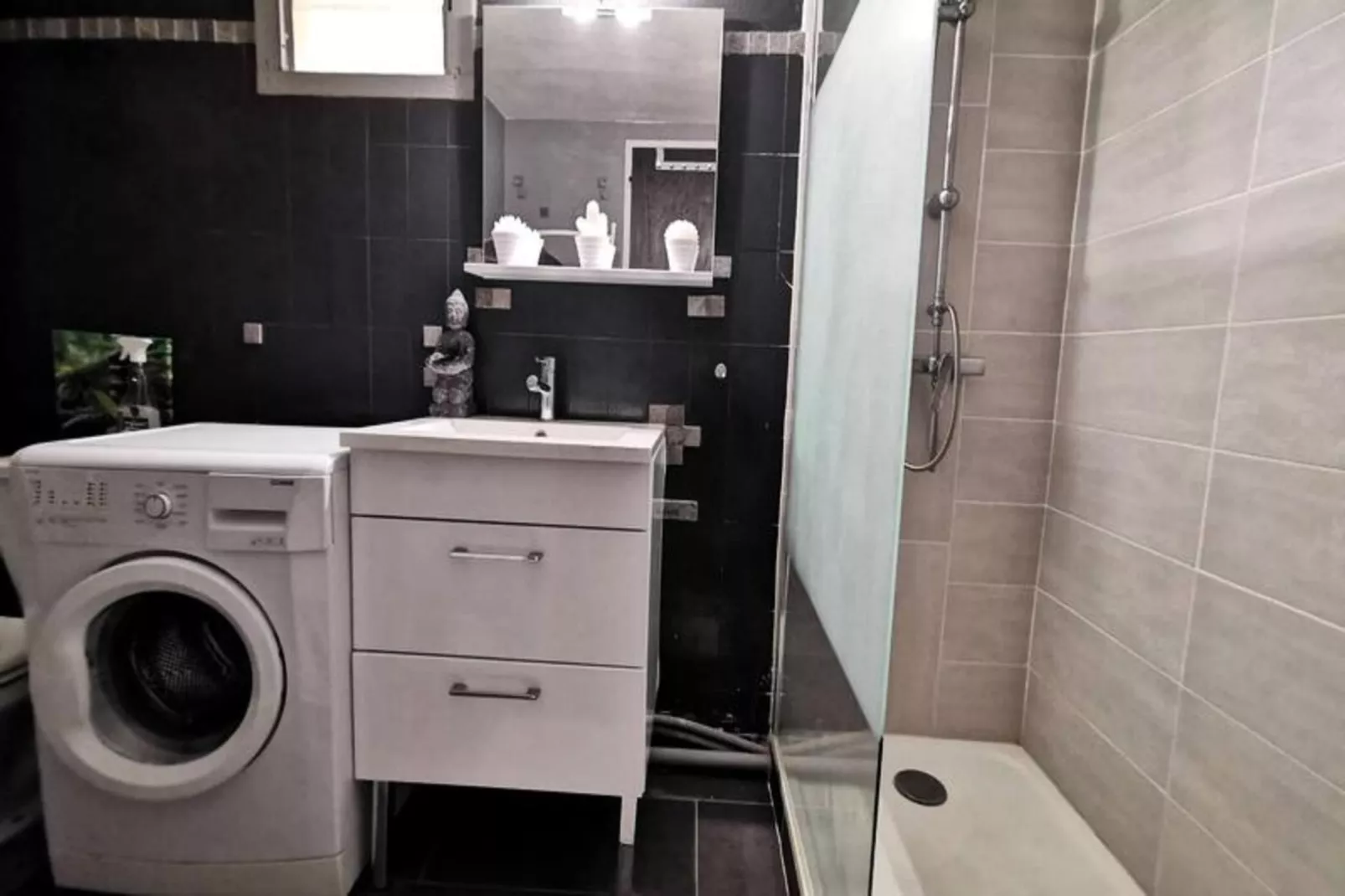 Résidence Equateur-Badkamer