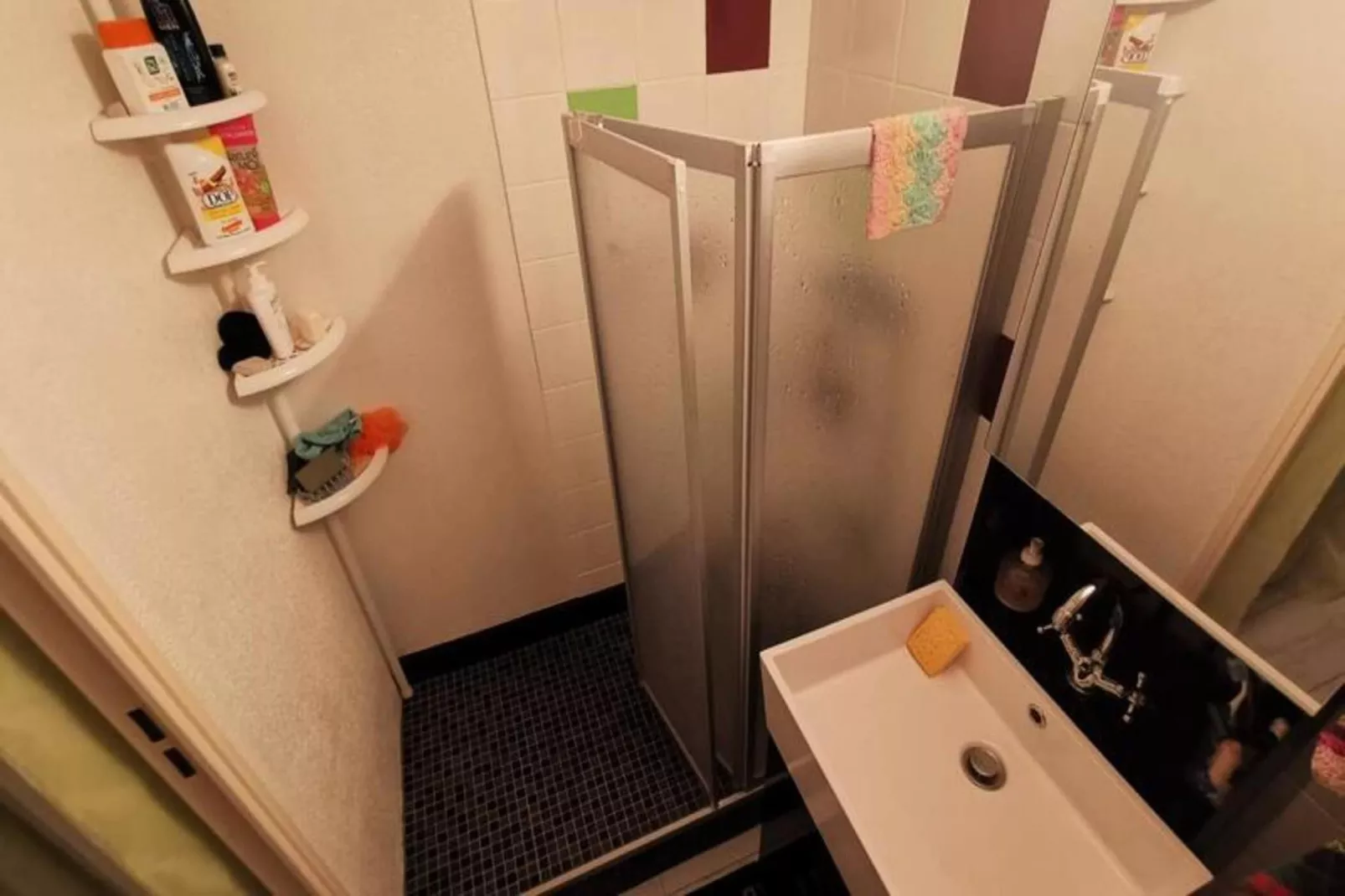 Résidence Grande Bleue-Badkamer