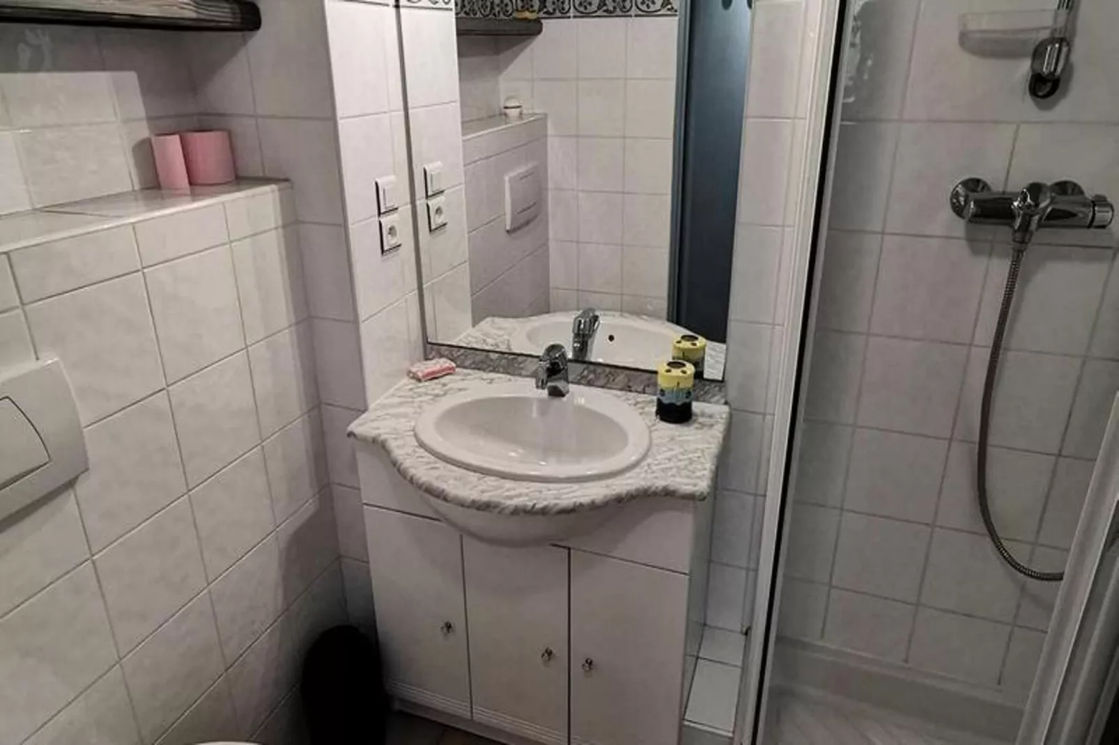 Résidence Grande Bleue-Badkamer