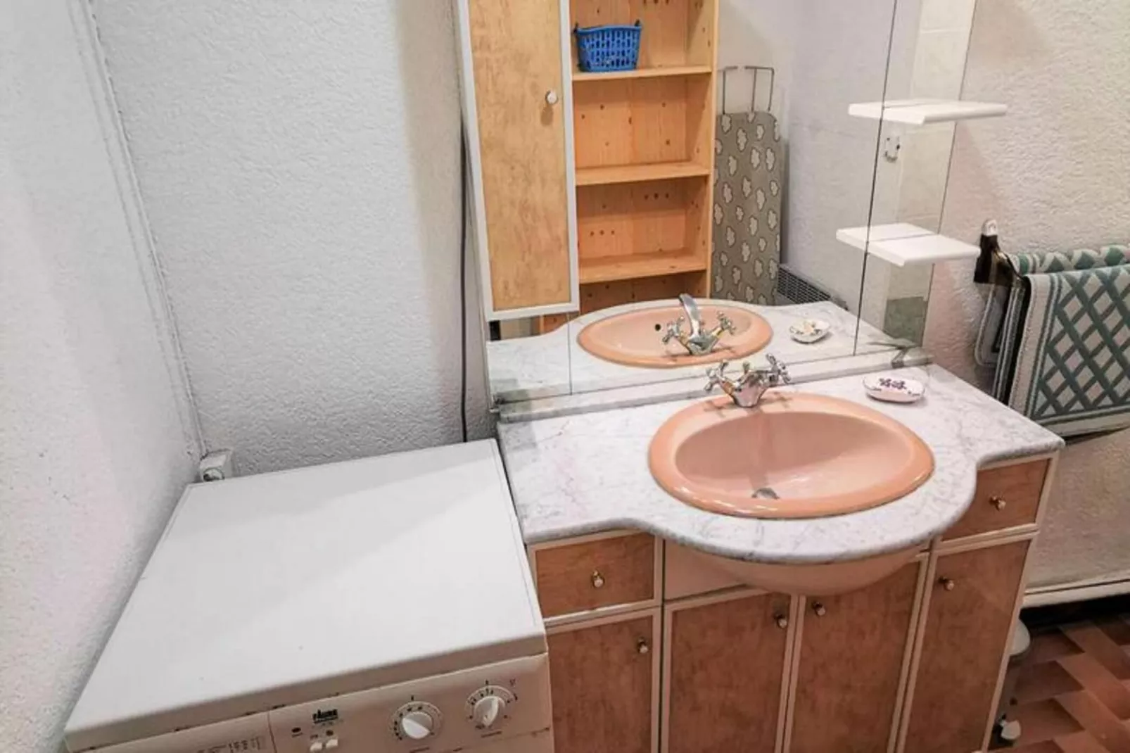 Résidence Maryland 1 Et 2-Badkamer