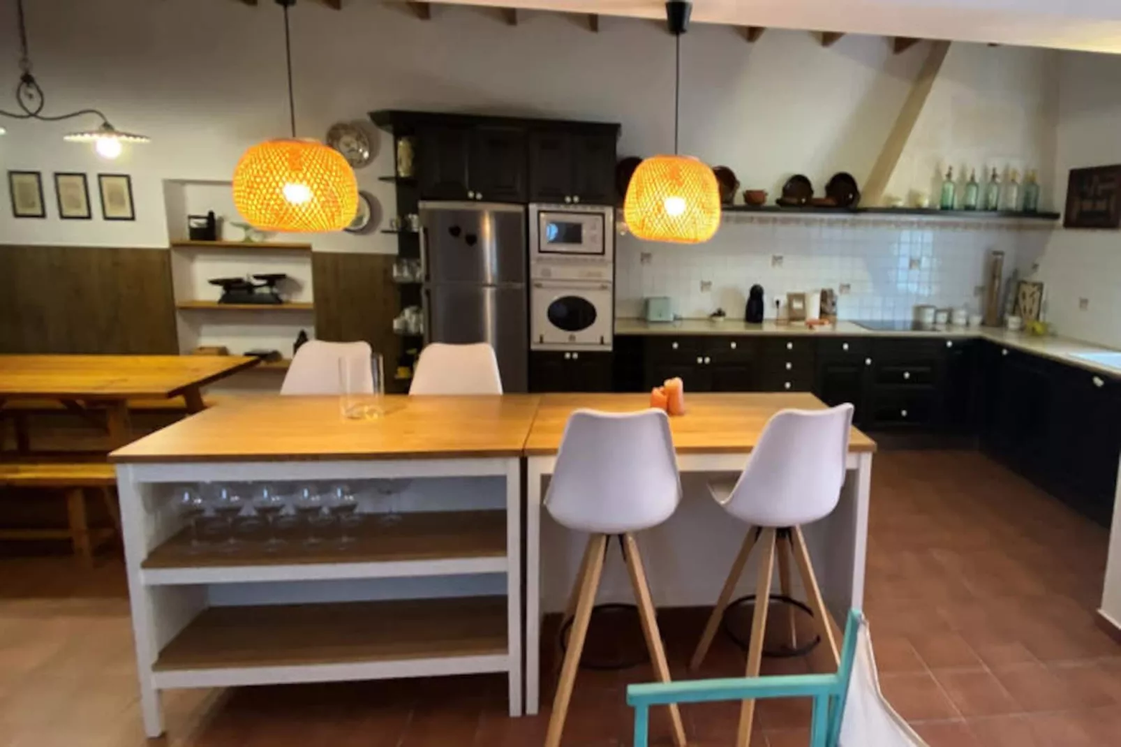 Maison à Son Bou-Image-tags.