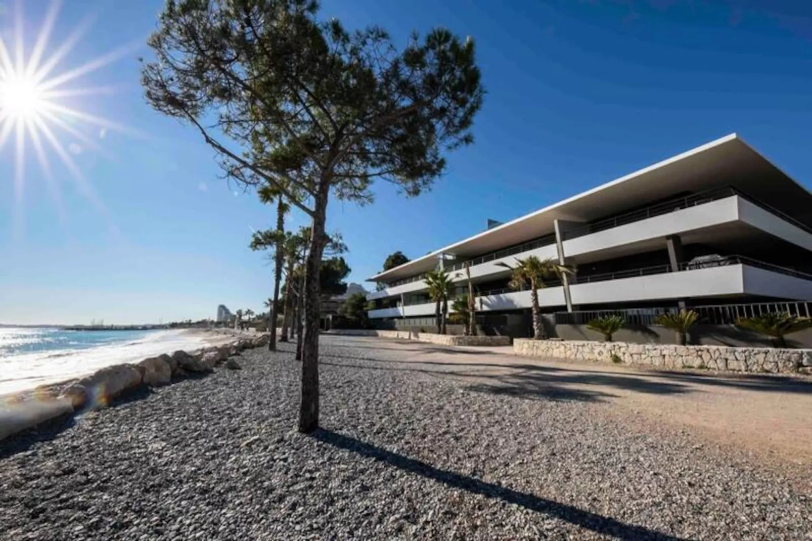 06ah - Superbe T2 Les Pieds Dans L'eau - Piscine-Image-tags.