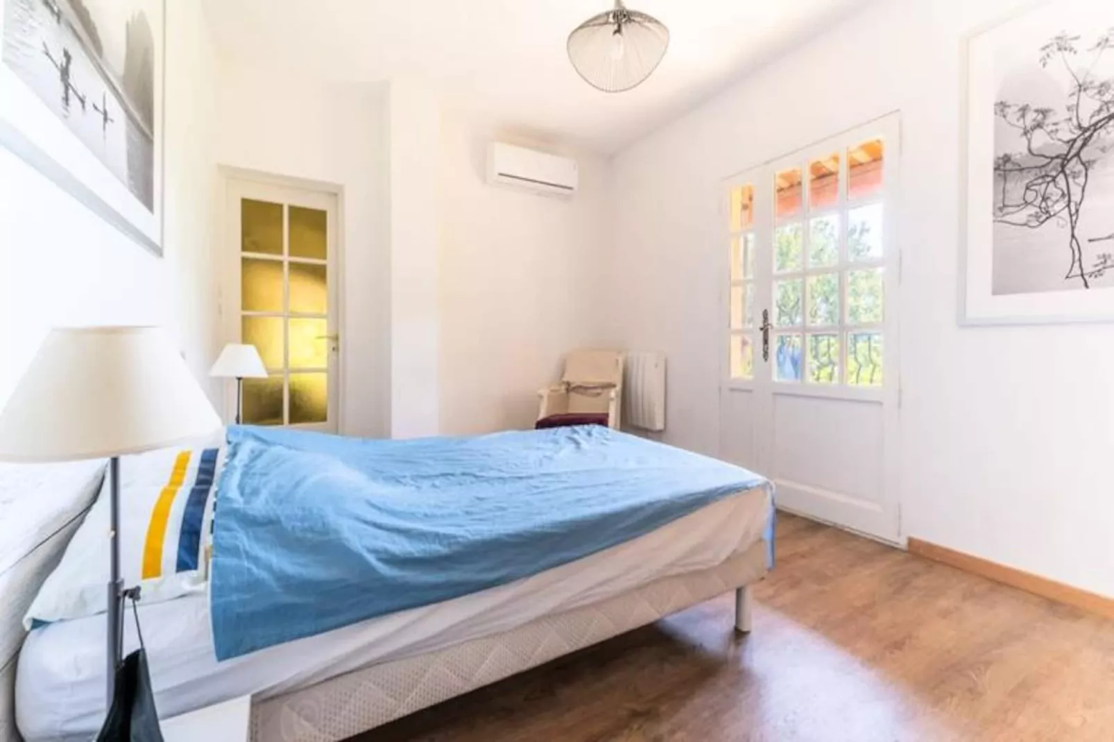 La Ch&ecirc;neraie. Proche Alpilles Et Luberon, Piscine Chauff&eacute;e-Image-tags.