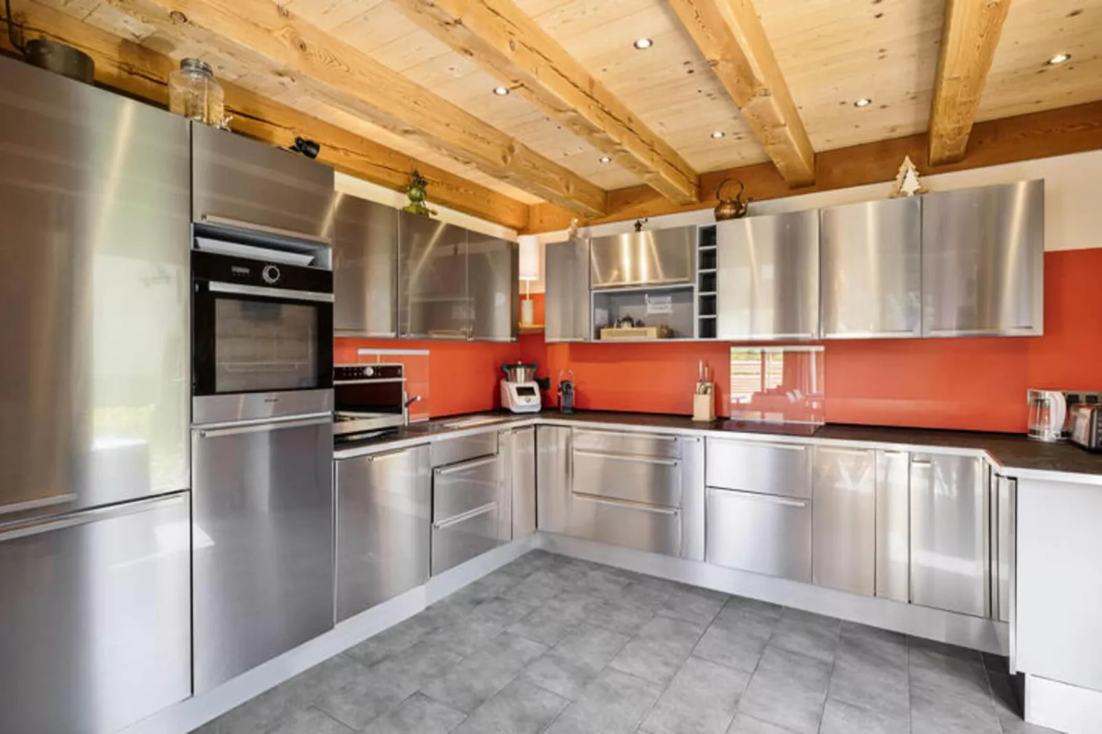 Résidence Marmottant-Buitenkant zomer