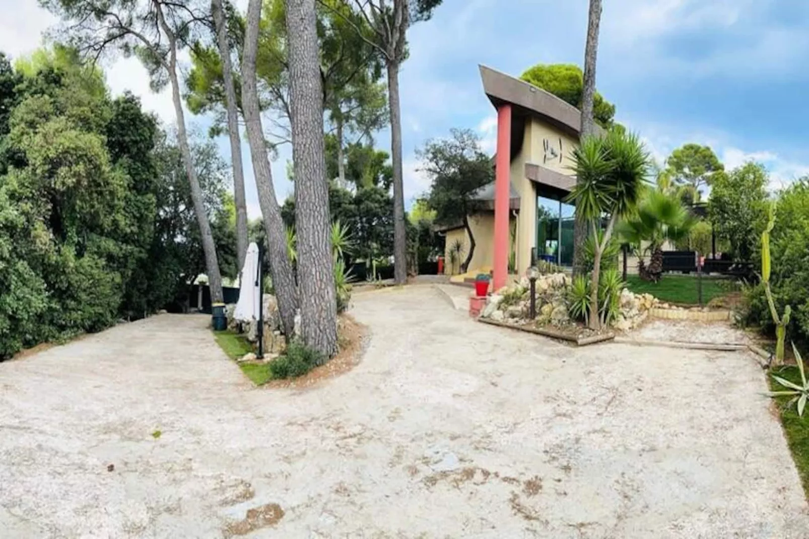 06al - Villa Architecte Avec Piscine Vue Mer-Image-tags.