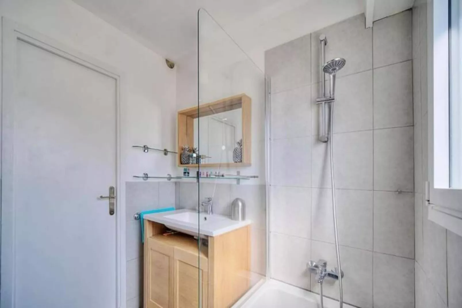 Résidence Le Verdi-Buitenkant zomer