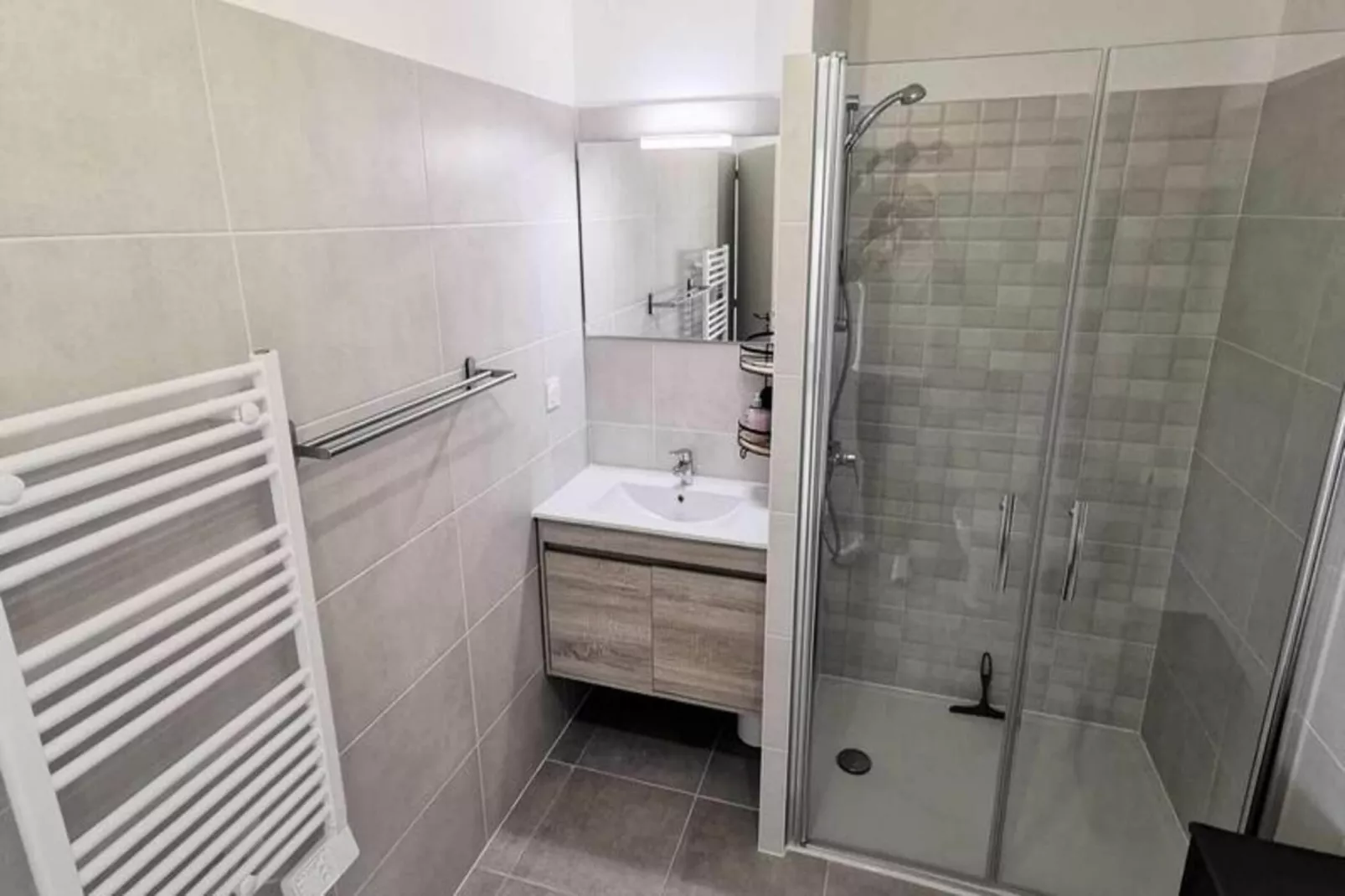 Résidence Les Voiles Blanches-Badkamer