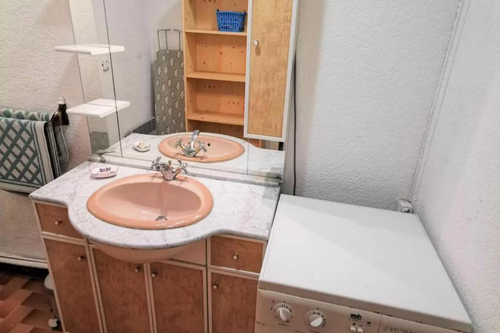 Résidence Maryland 1 Et 2-Badkamer