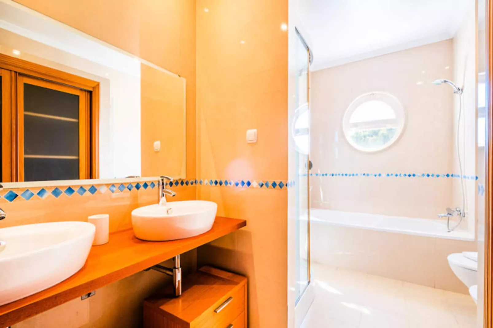 Maison à Quarteira-Niet-getagd