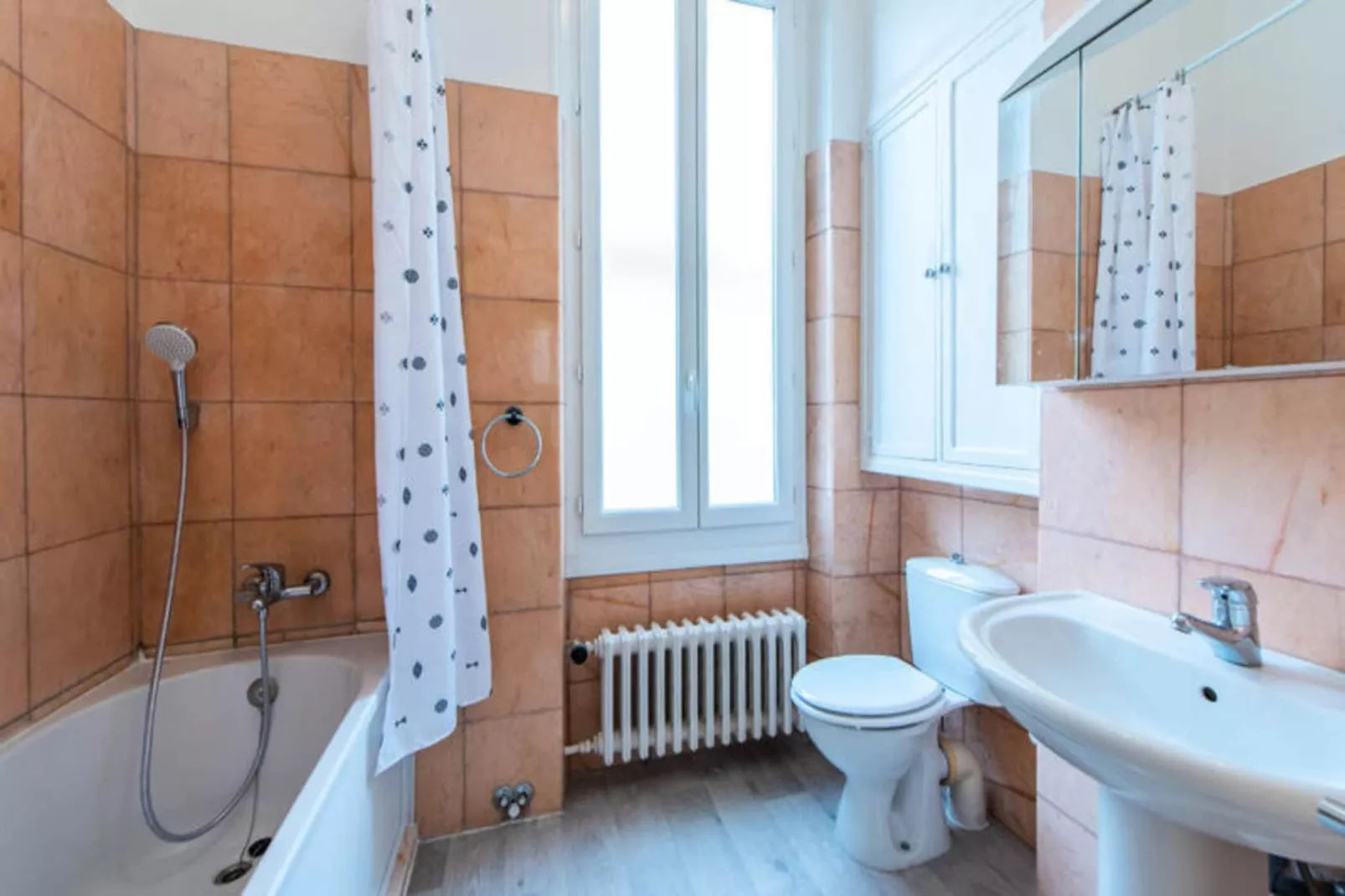 Maison à Nice-Badkamer