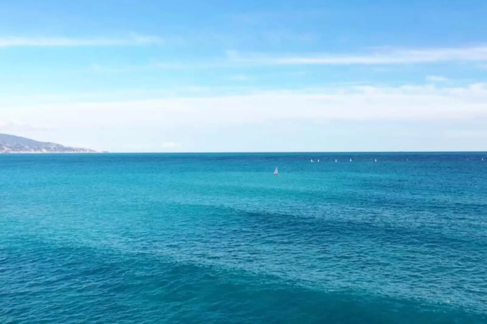 06b - Beau 2 Pi&egrave;ces R&eacute;nov&eacute; Avec Terrasse Vue Mer-Image-tags.