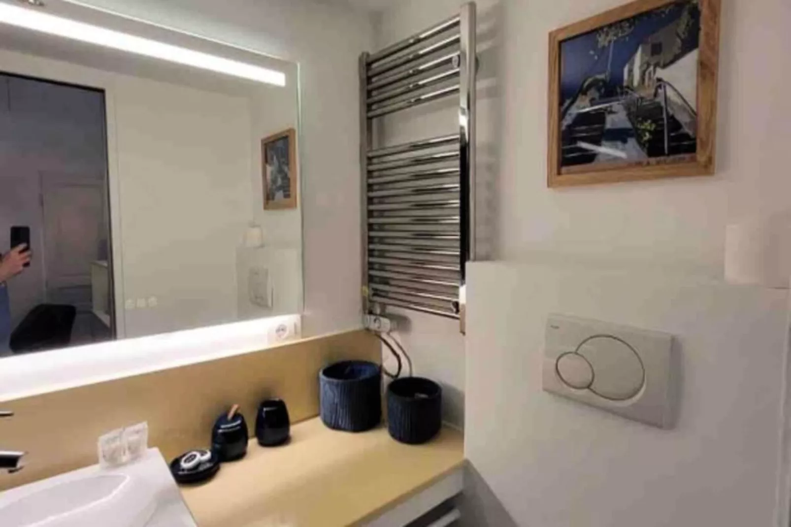 06a4 - Situation Exceptionnelle Au Port De Nice-Badkamer