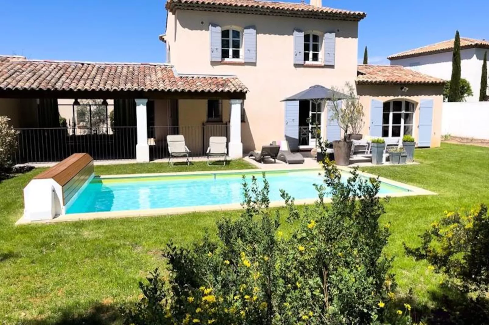 Ma Villa En Provence, Villa De Standing Et Piscine, Domaine De Pont-royal-Image-tags.