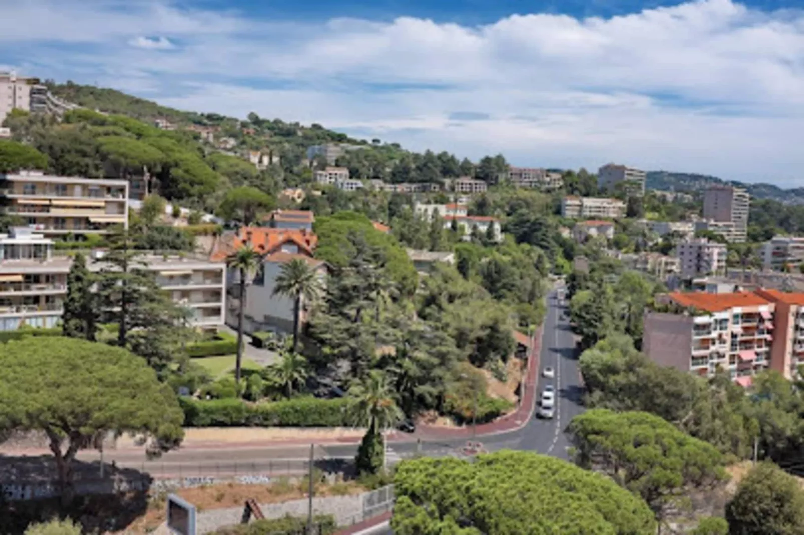 Résidence Bnb Renting Beau  2 Pi&egrave;ces Dans Un Immeuble Neuf Avec Piscine Avec Parking-Gebieden zomer 5km