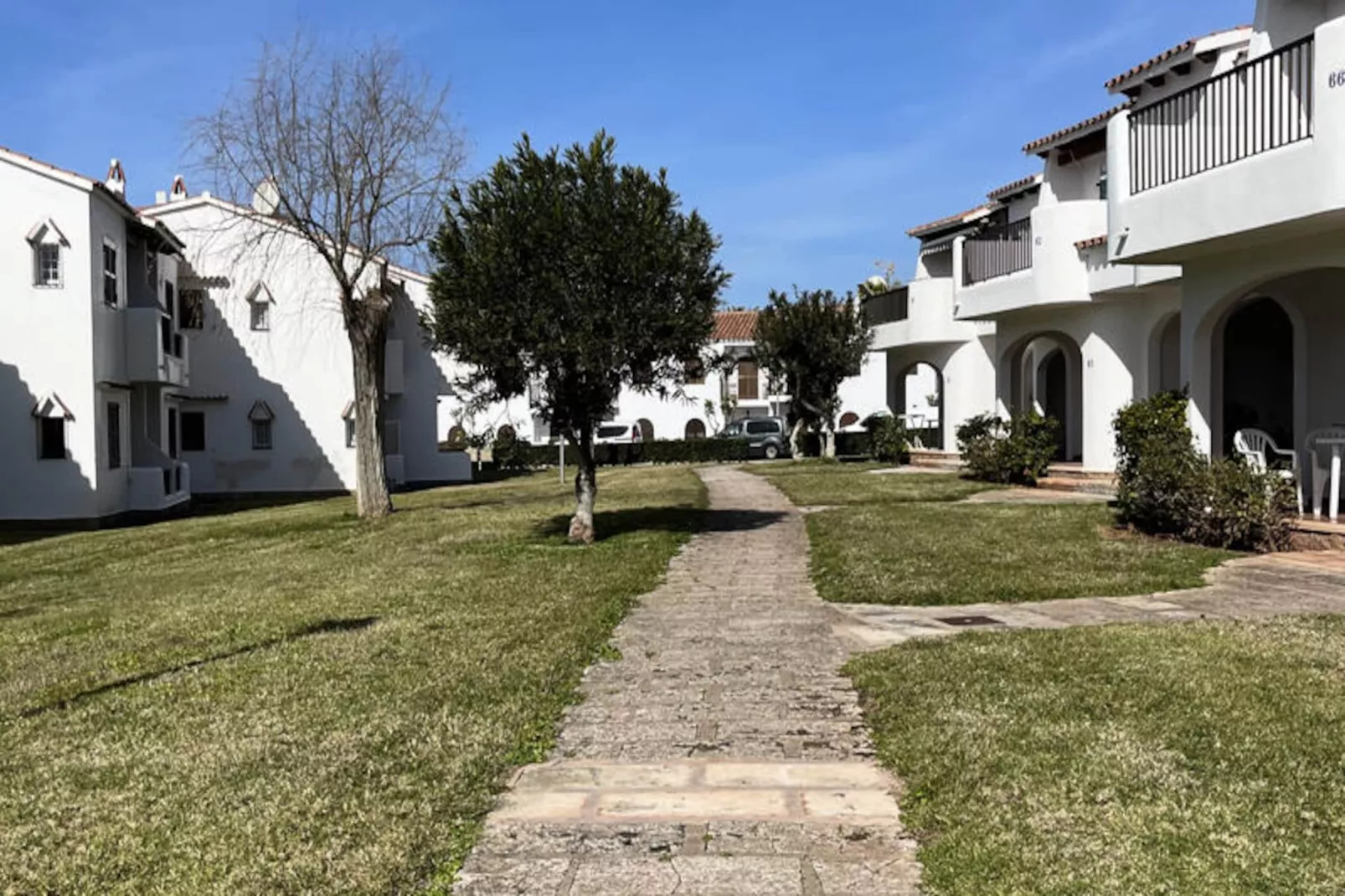 Appartements à Son Bou-Image-tags.