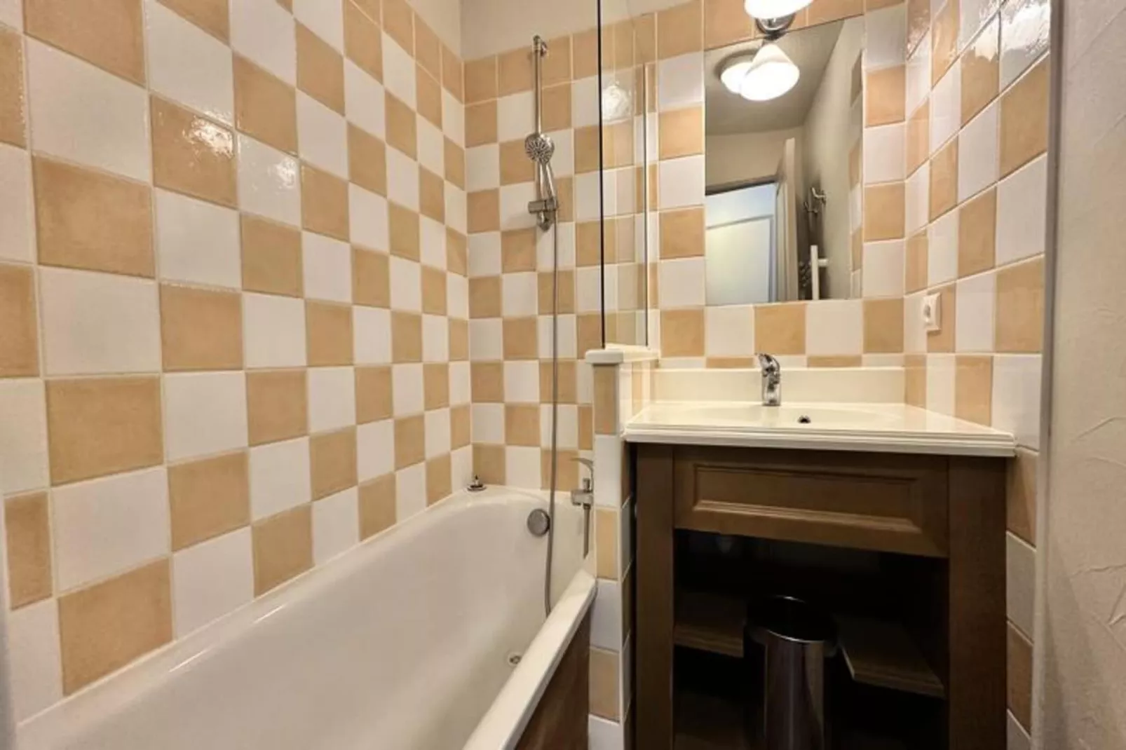 Résidence L'albane - Buitenkant zomer