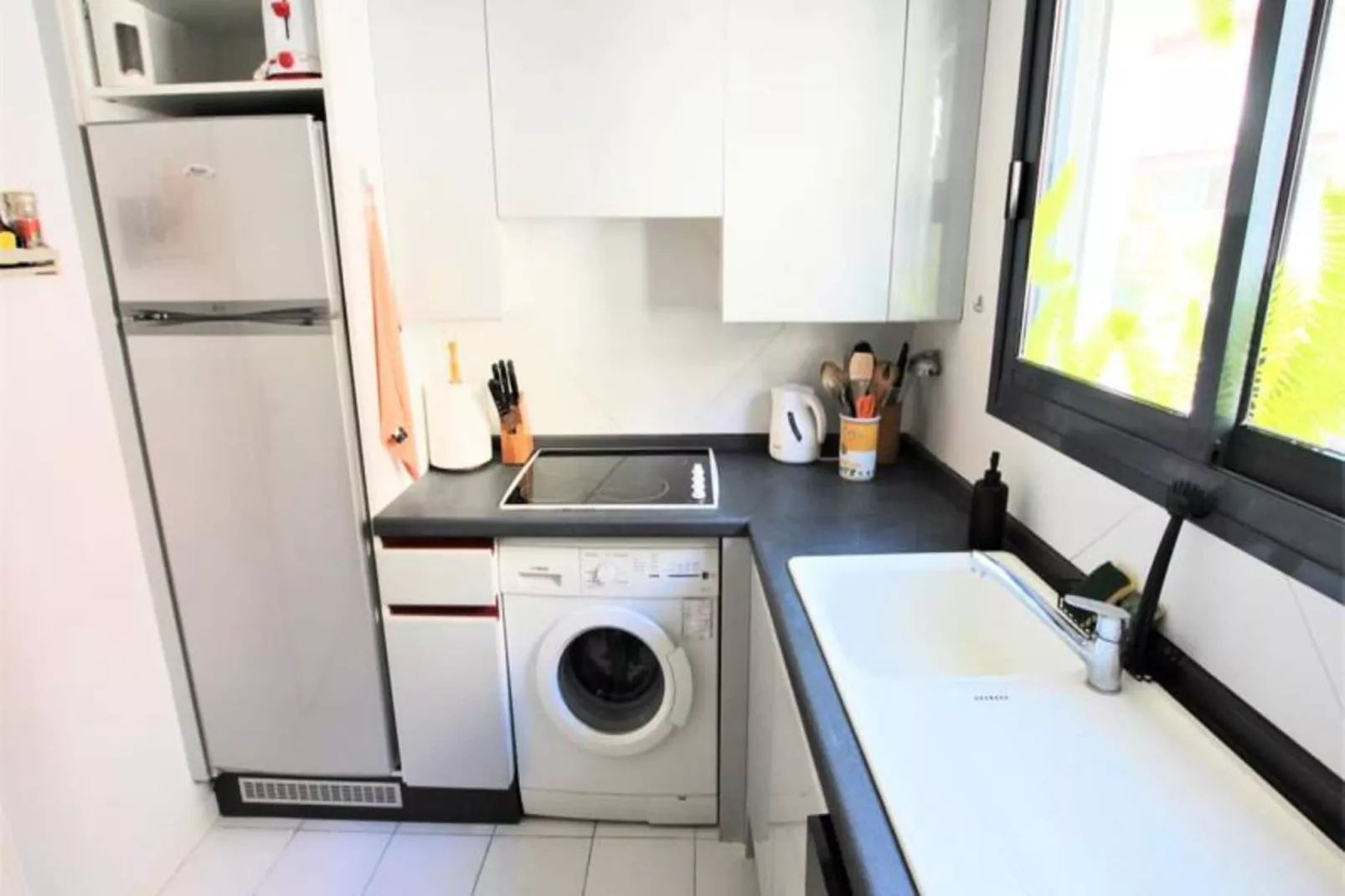 Résidence Appartement Rénové Avec 2 Chambres & Salle De Bain à La Décoration Raffinée-Recreatieruimte