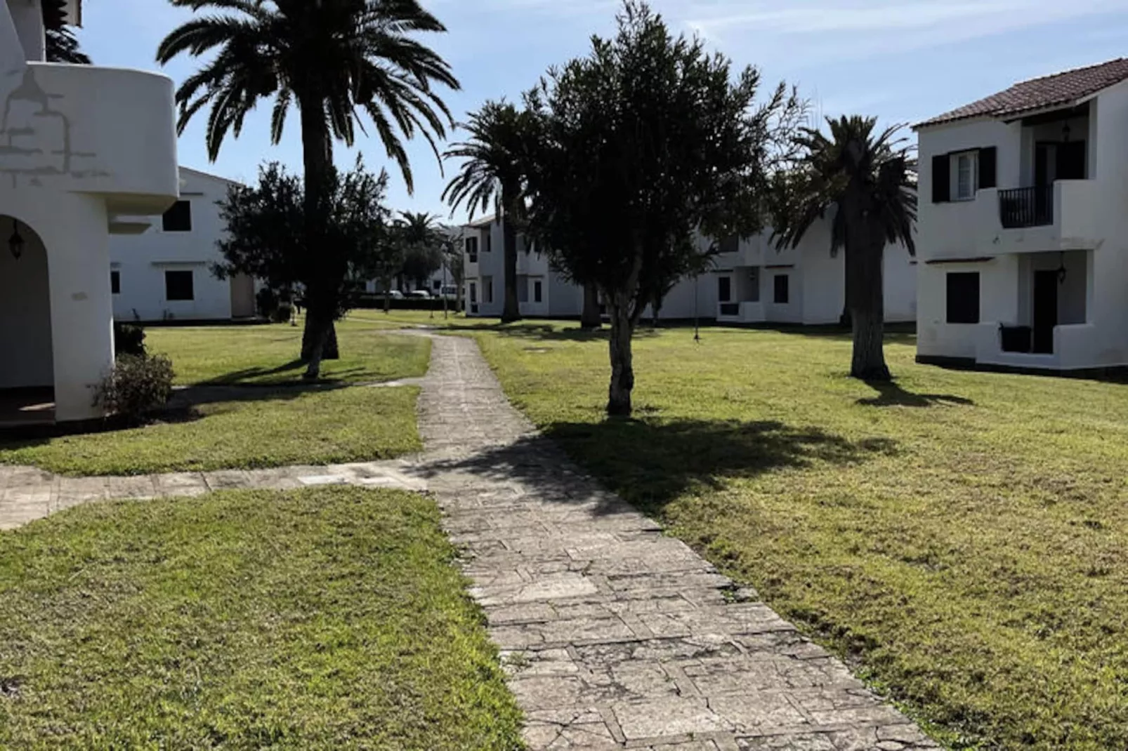 Appartements à Son Bou-Image-tags.