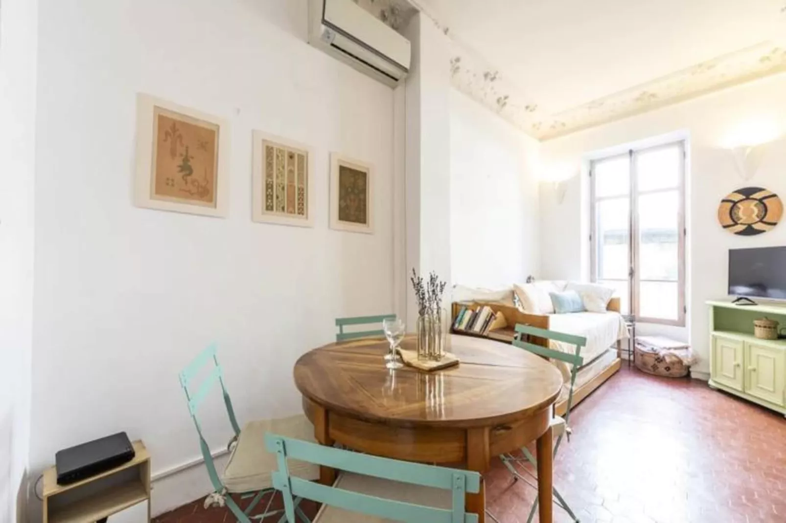 Résidence Bnb Renting Grand Studio Au C&oelig;ur De Cannes, Quartier De La Vieille Ville !-Buitenkant zomer