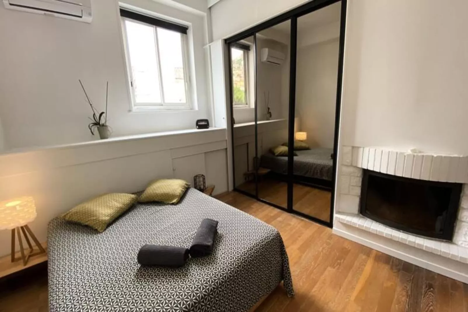 06bx : Superbe Loft - 100m2 - 6 Personnes-Buitenkant zomer