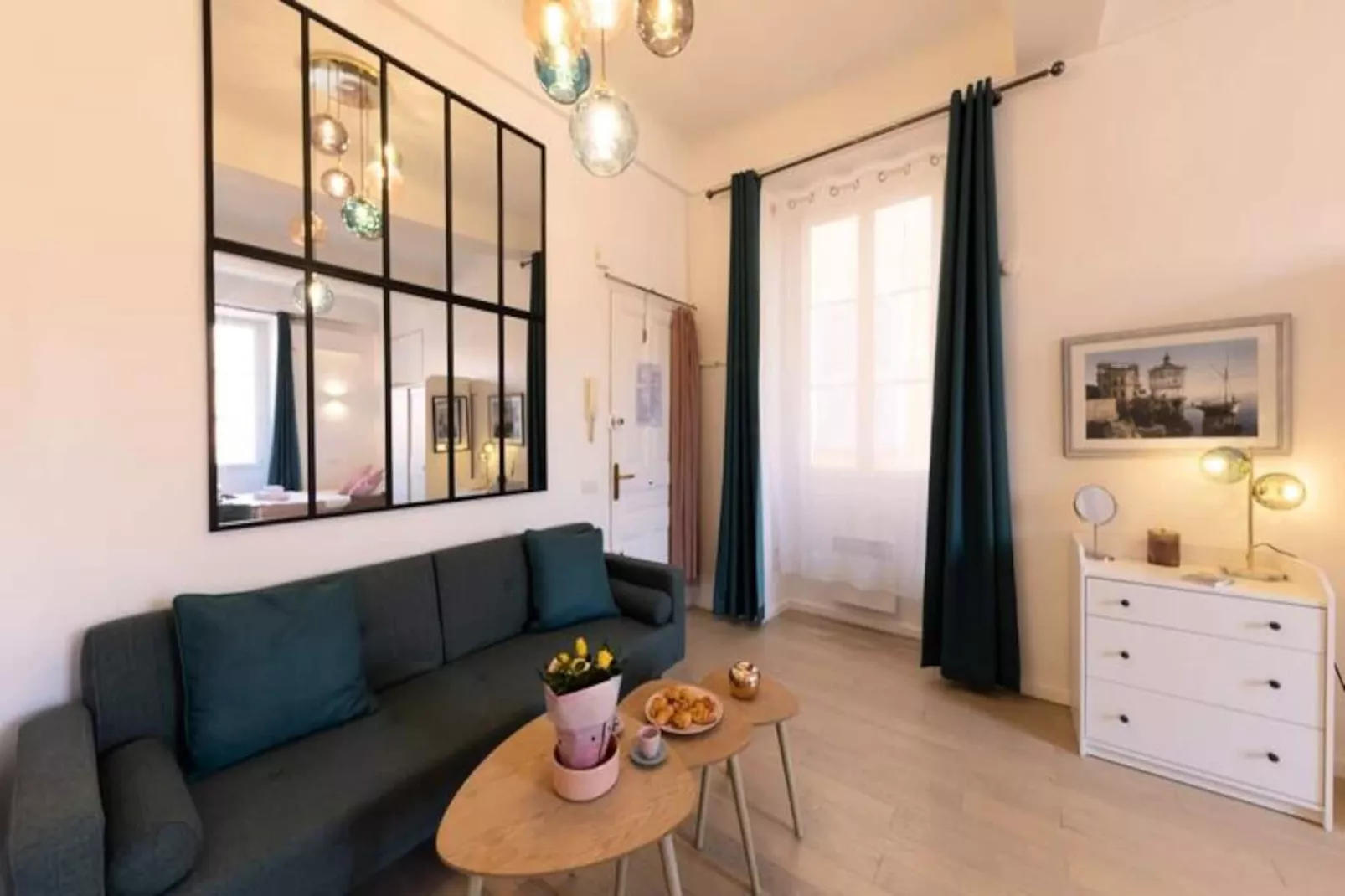 06a3 - Bel Appartement Au Cœur Du Vieux Nice-Image-tags.