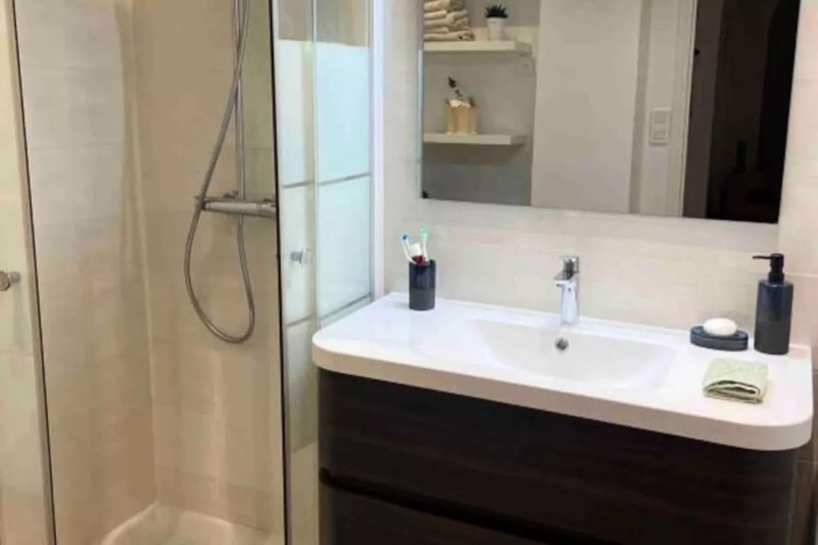 Le Carnot Appartement Pour 2 By Sunset-Image-tags.