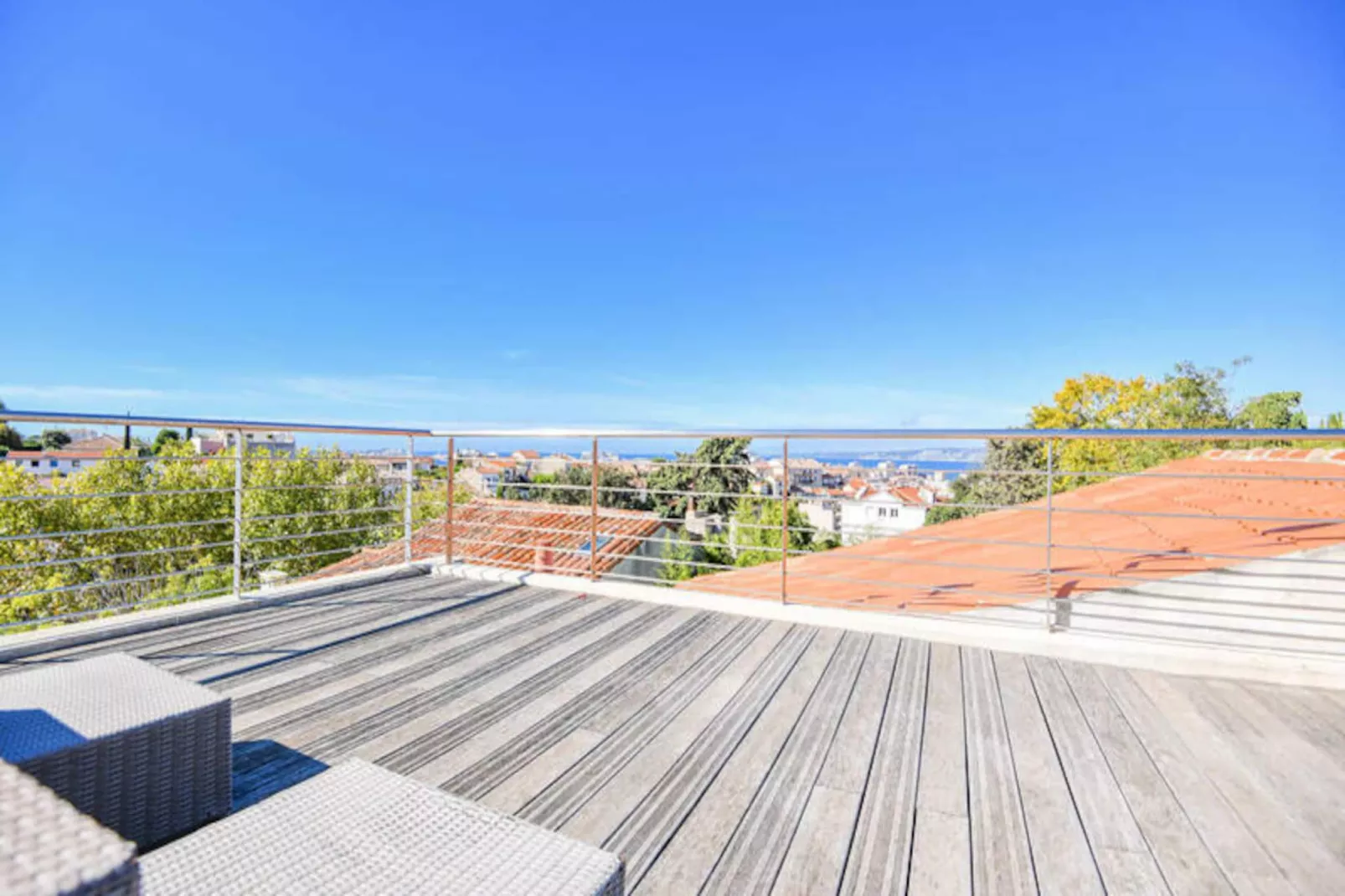 Villa Notre-dame - Piscine Parking 4 Chambres-Image-tags.