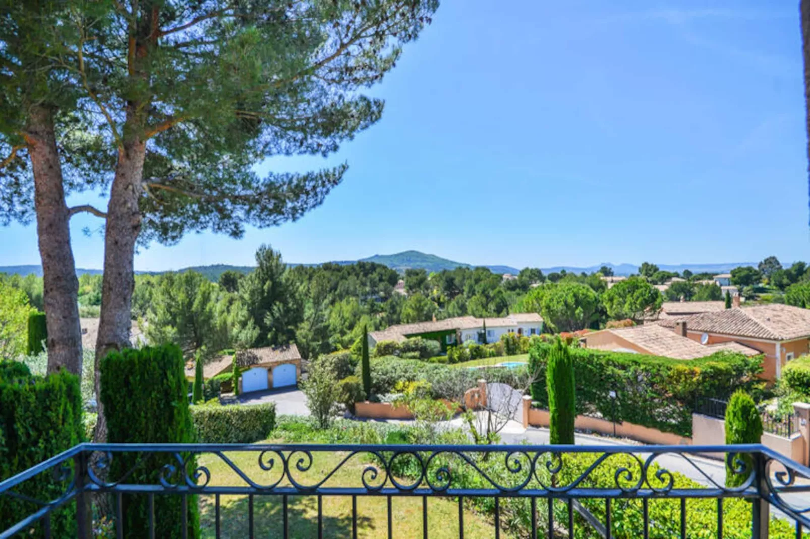 Les Maisons de Pont Royal en Provence - maeva Home-Image-tags.