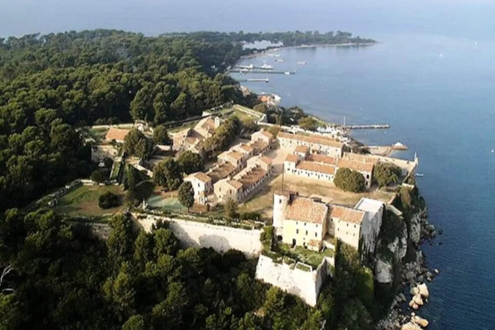 3 Pcs Design Centre Cannes - Croisette Et Palais 5 Mn - Olam Properties-Image-tags.