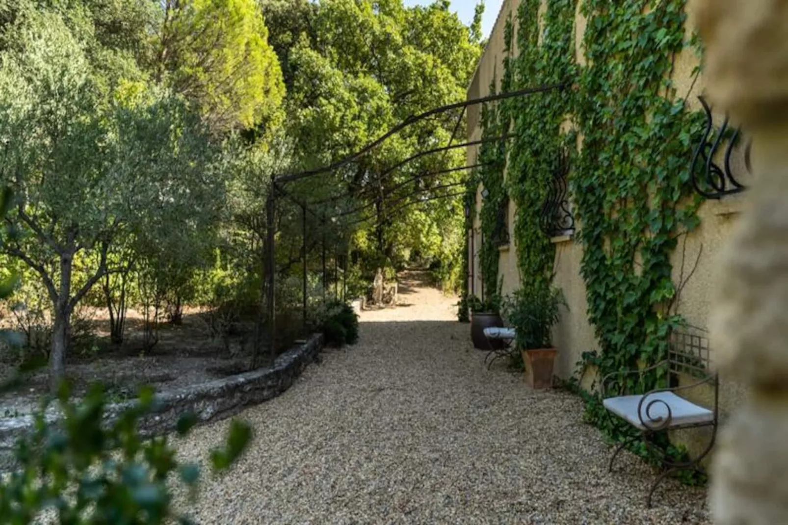 La Ch&ecirc;neraie. Proche Alpilles Et Luberon, Piscine Chauff&eacute;e-Image-tags.