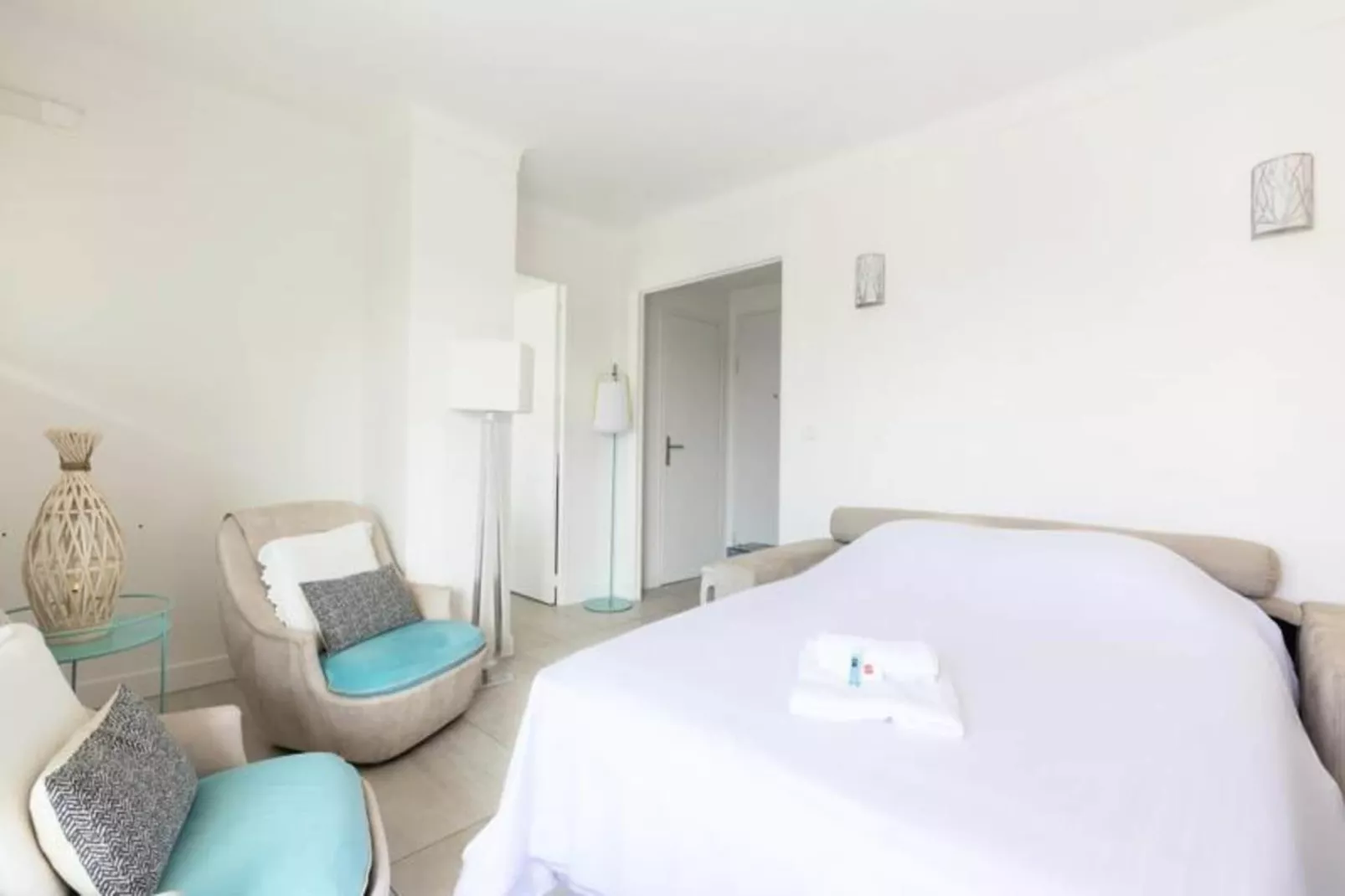 Résidence We &hearts; Cannes ! Cosy 3 Pi&egrave;ces Tout Confort Avec Terrasse Cannes Centre-Buitenkant zomer