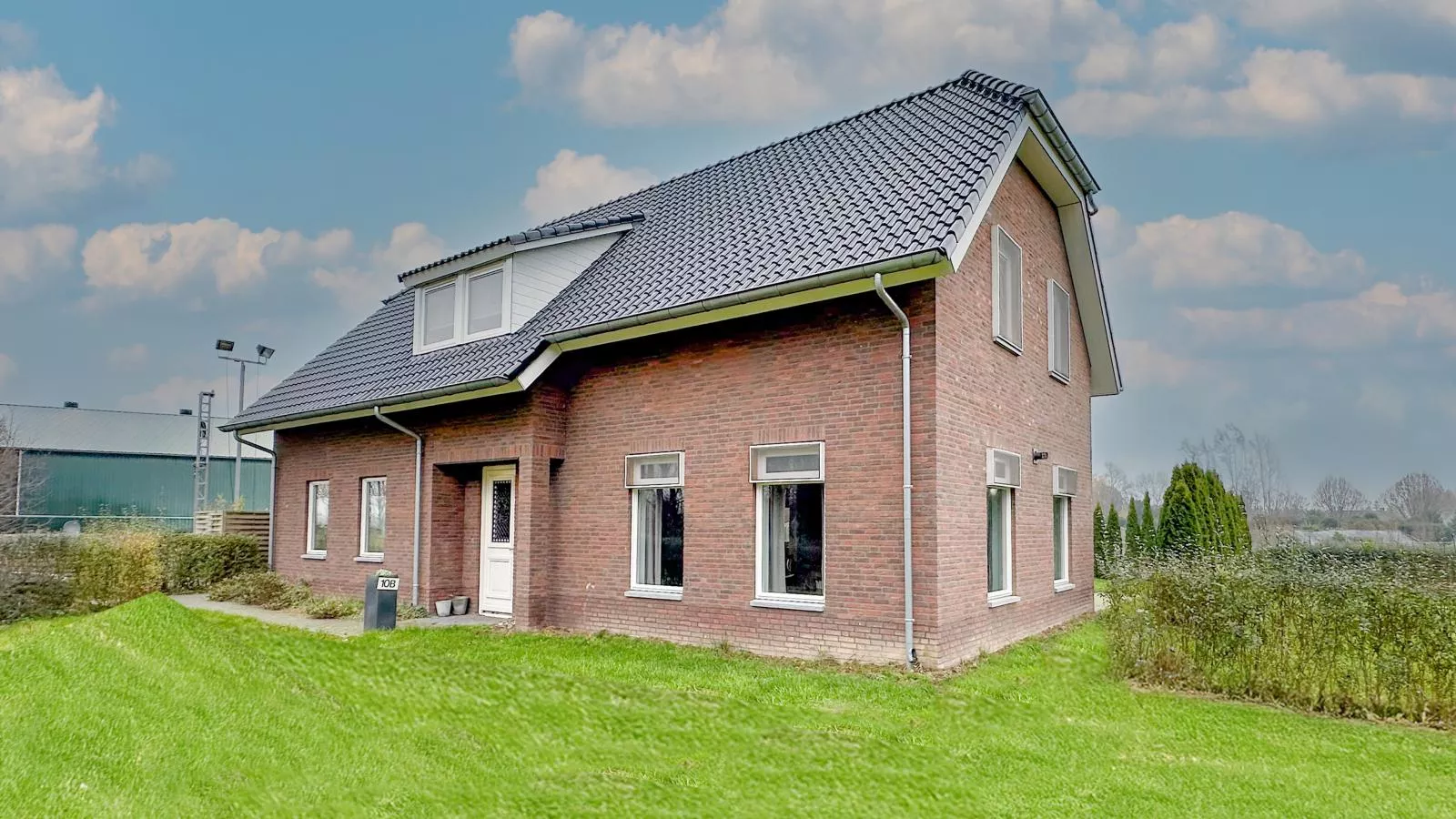 Landzicht-Buitenkant zomer