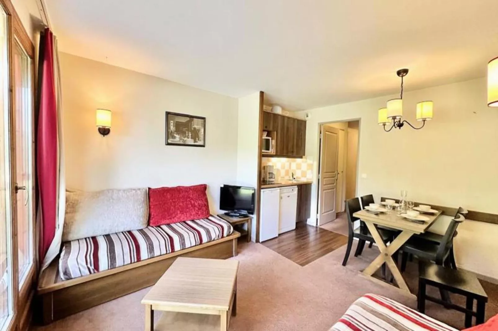 Résidence L'albane - Buitenkant zomer