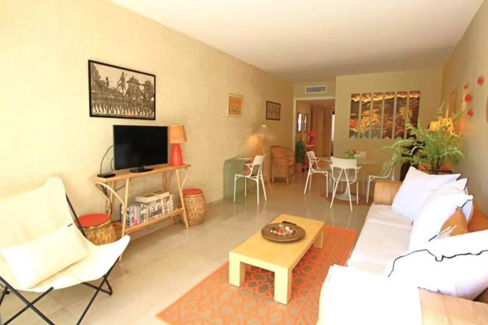 Résidence Appartement Rénové Avec 2 Chambres & Salle De Bain à La Décoration Raffinée-Recreatieruimte