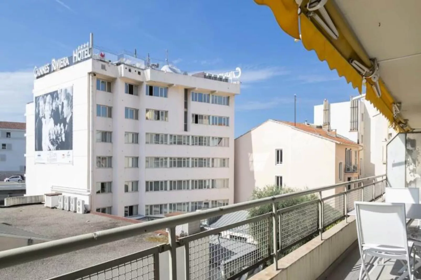 Résidence We &hearts; Cannes ! Cosy 3 Pi&egrave;ces Tout Confort Avec Terrasse Cannes Centre-Buitenkant zomer