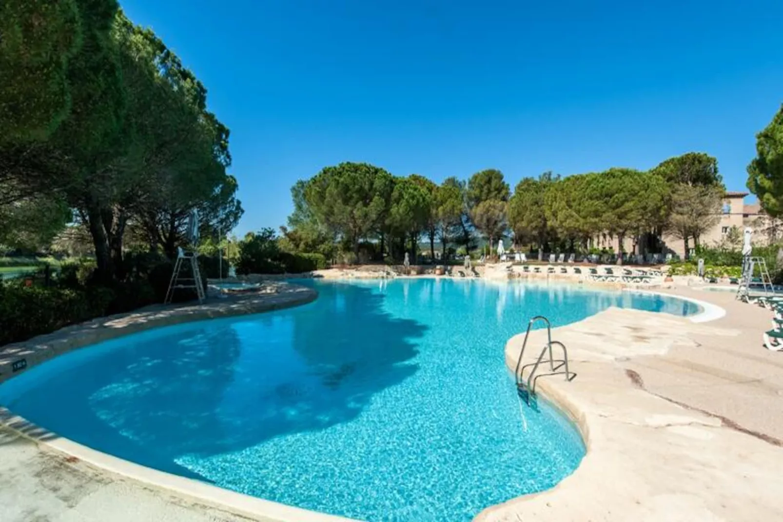 Village Pont Royal en Provence - maeva Home-Image-tags.