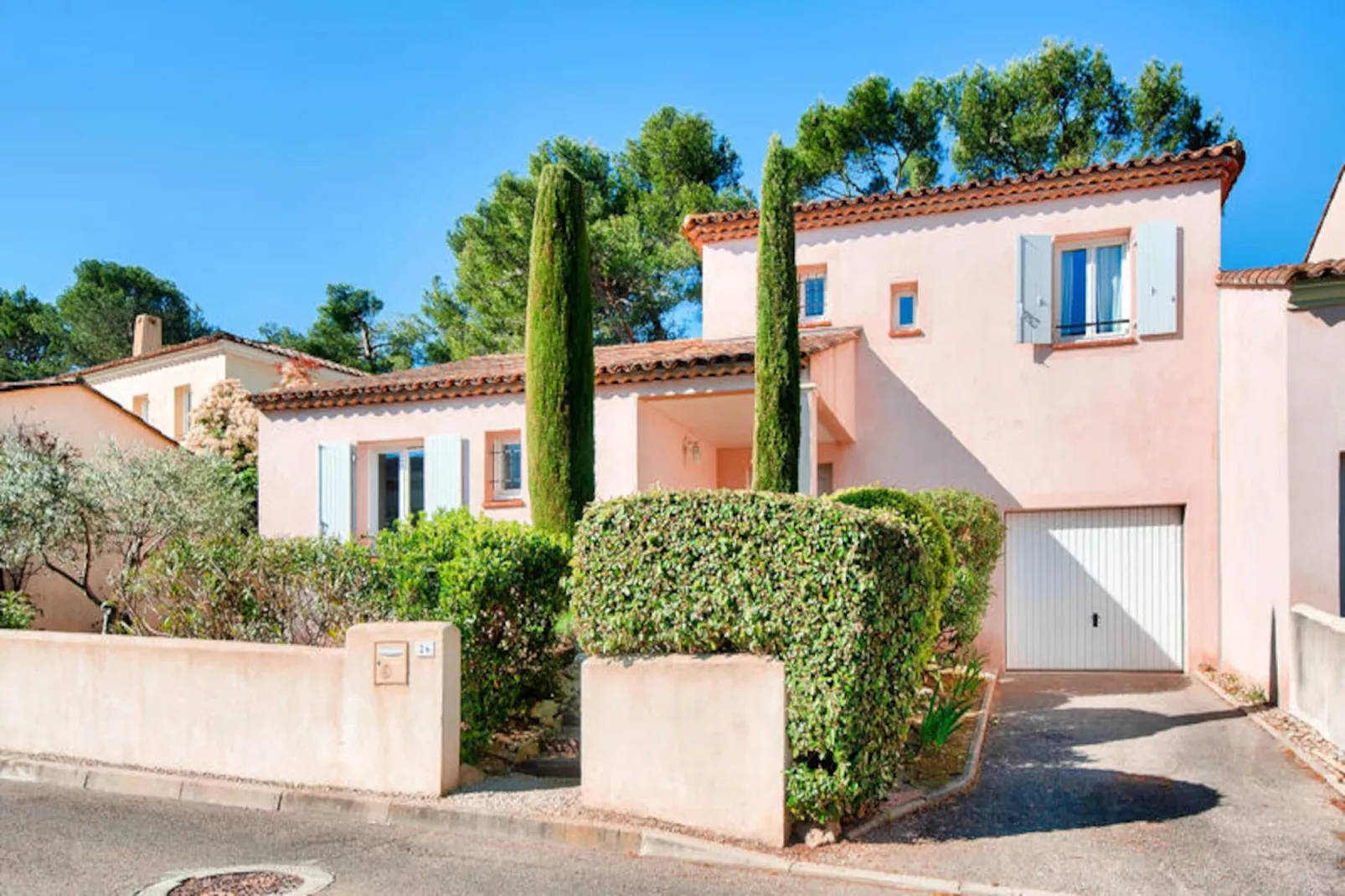 Résidence Villas et Mas Pont Royal - maeva Home-Image-tags.