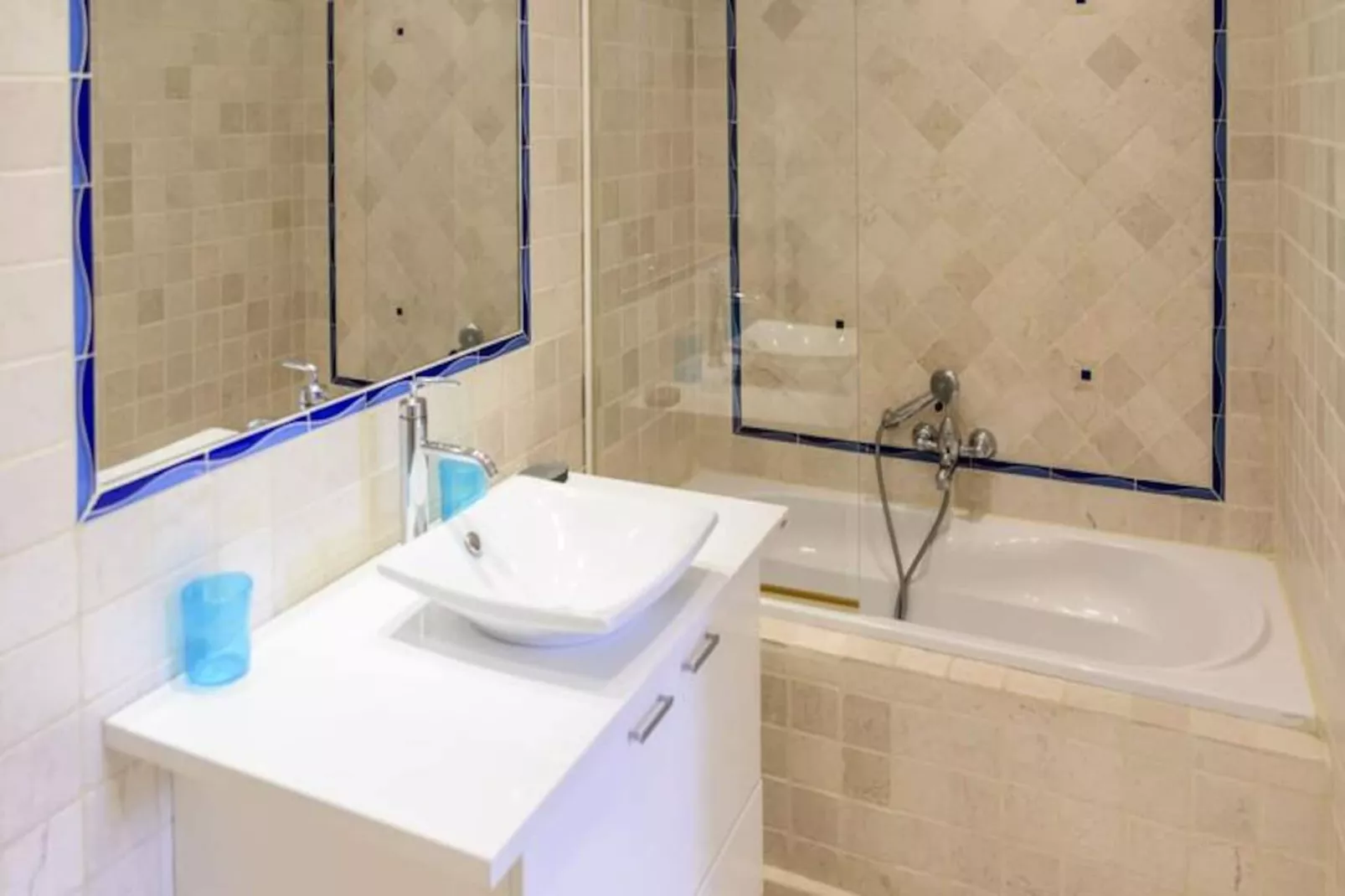 Villa Clara Le R&ecirc;ve Proven&ccedil;al Sur Le Golf De Pont Royal !-Image-tags.