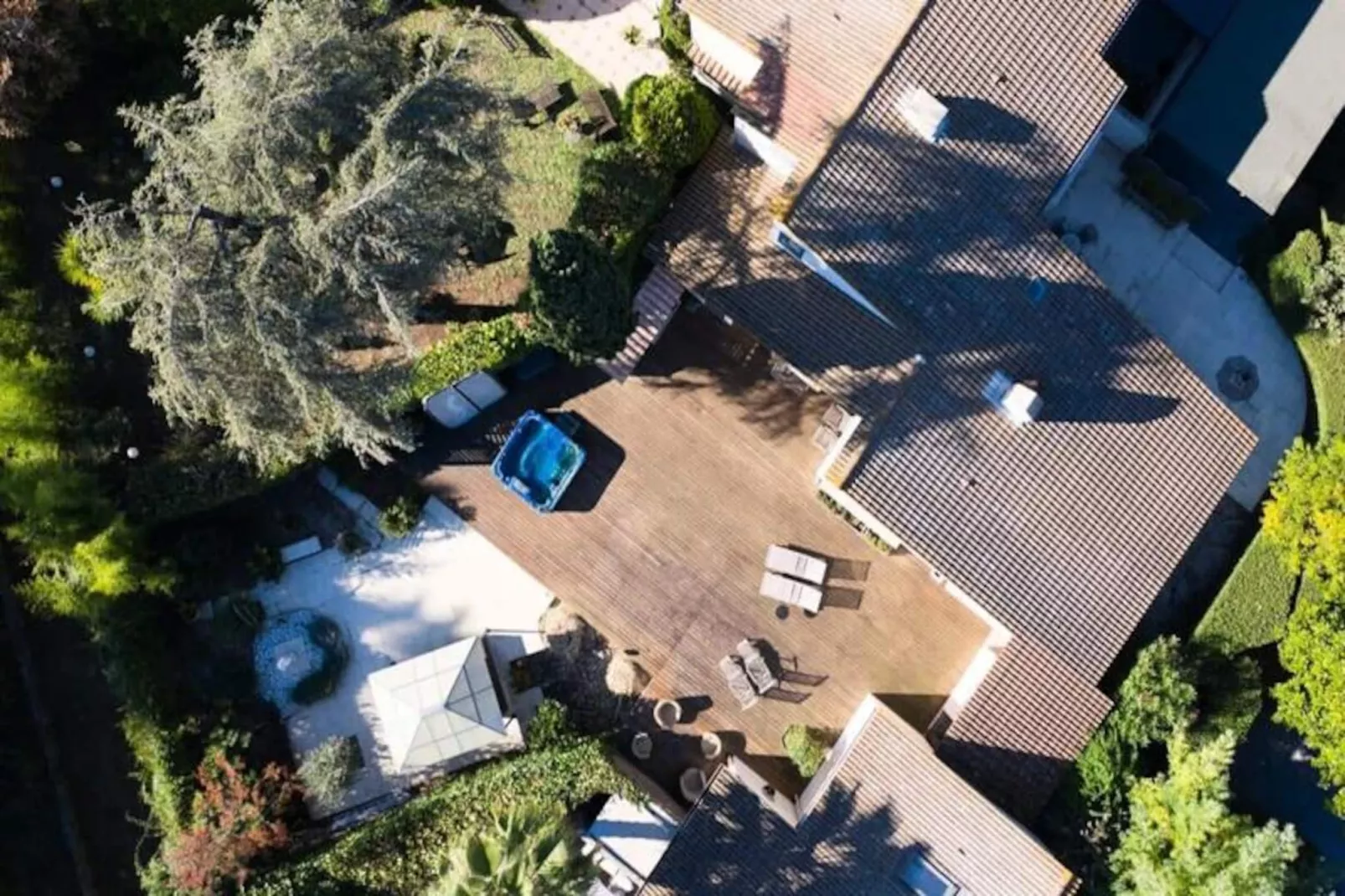 06v - Belle Villa - Jacuzzi - Piscine - Tennis-Image-tags.