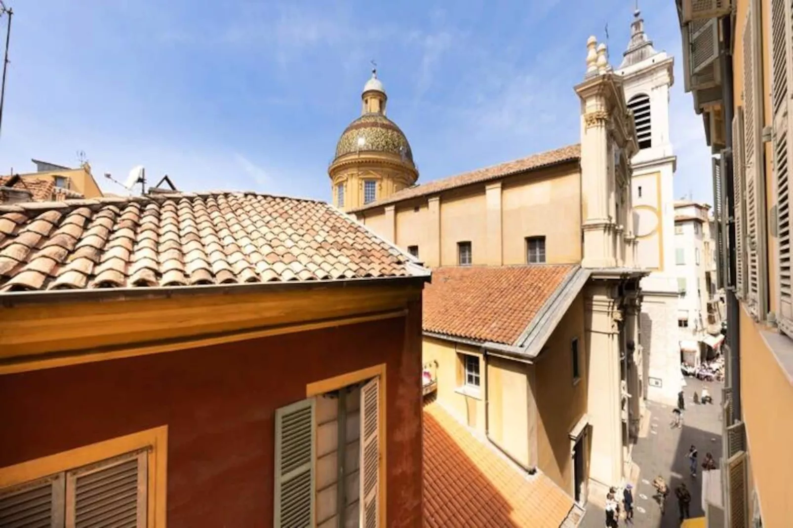 06a3 - Bel Appartement Au Cœur Du Vieux Nice-Image-tags.