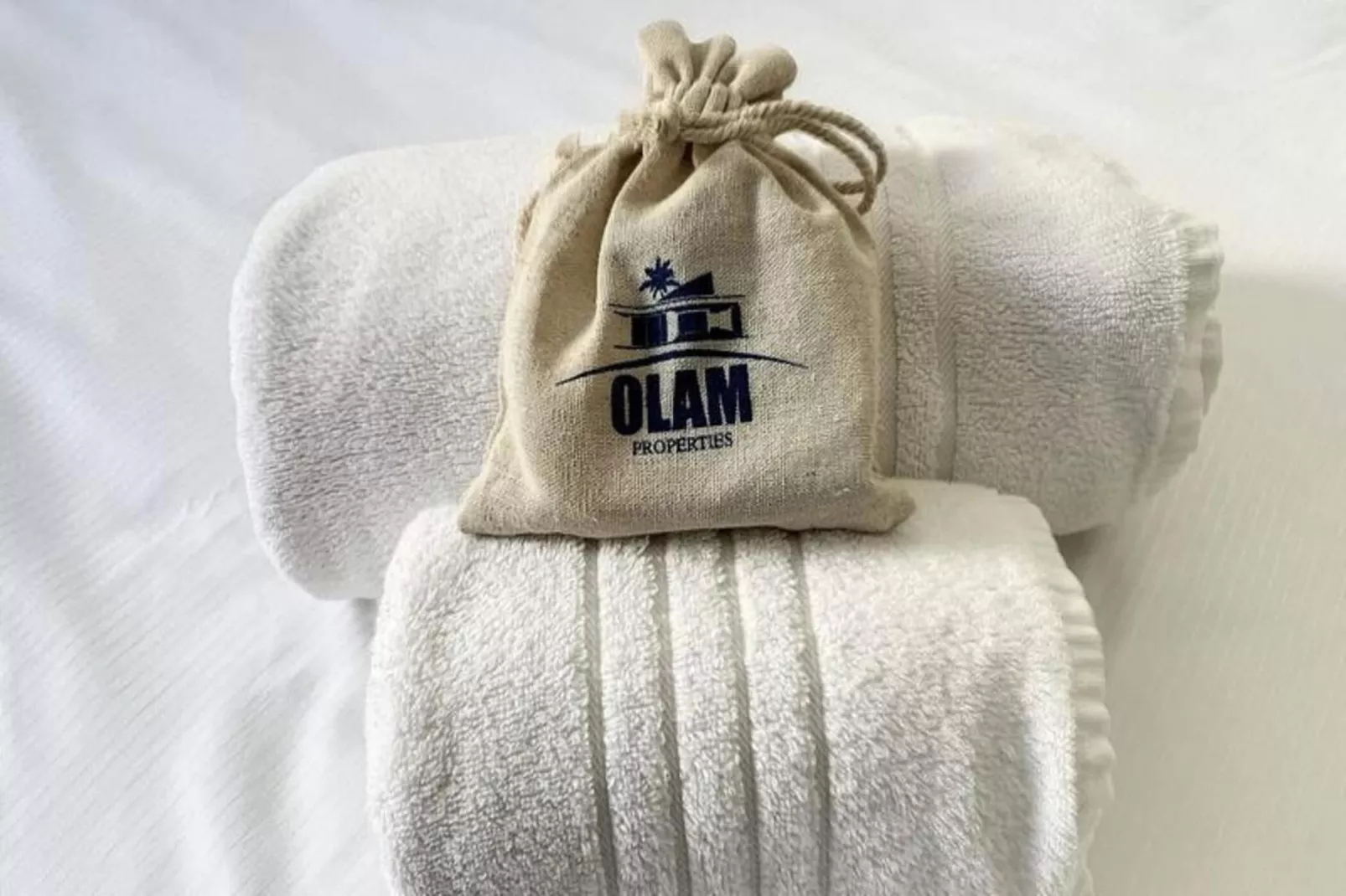 Palais & Croisette 1 Mn, 2 Pi&egrave;ces Spacieux Avec Balcon - Olam Properties-Buitenkant zomer