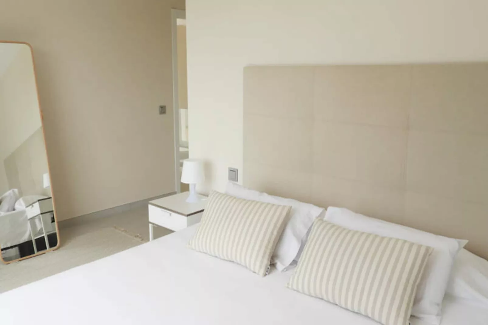 Maison à Binisafuller-Image-tags.